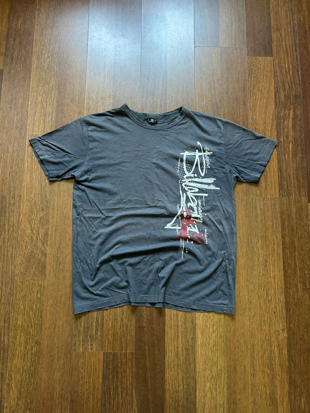 Billabong Vintage 90s Billabong T-shirt Faded Colour Surf Size XL Size US XL / EU 56 / 4 - 1 Thumbnail