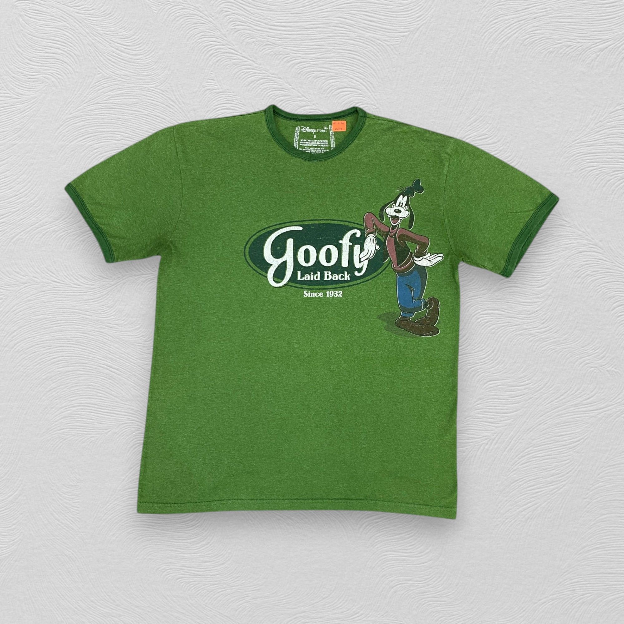 Disney Vintage Goofy Laid Back Since 1932 Shirt - K019 Size US M / EU 48-50 / 2 - 1 Thumbnail