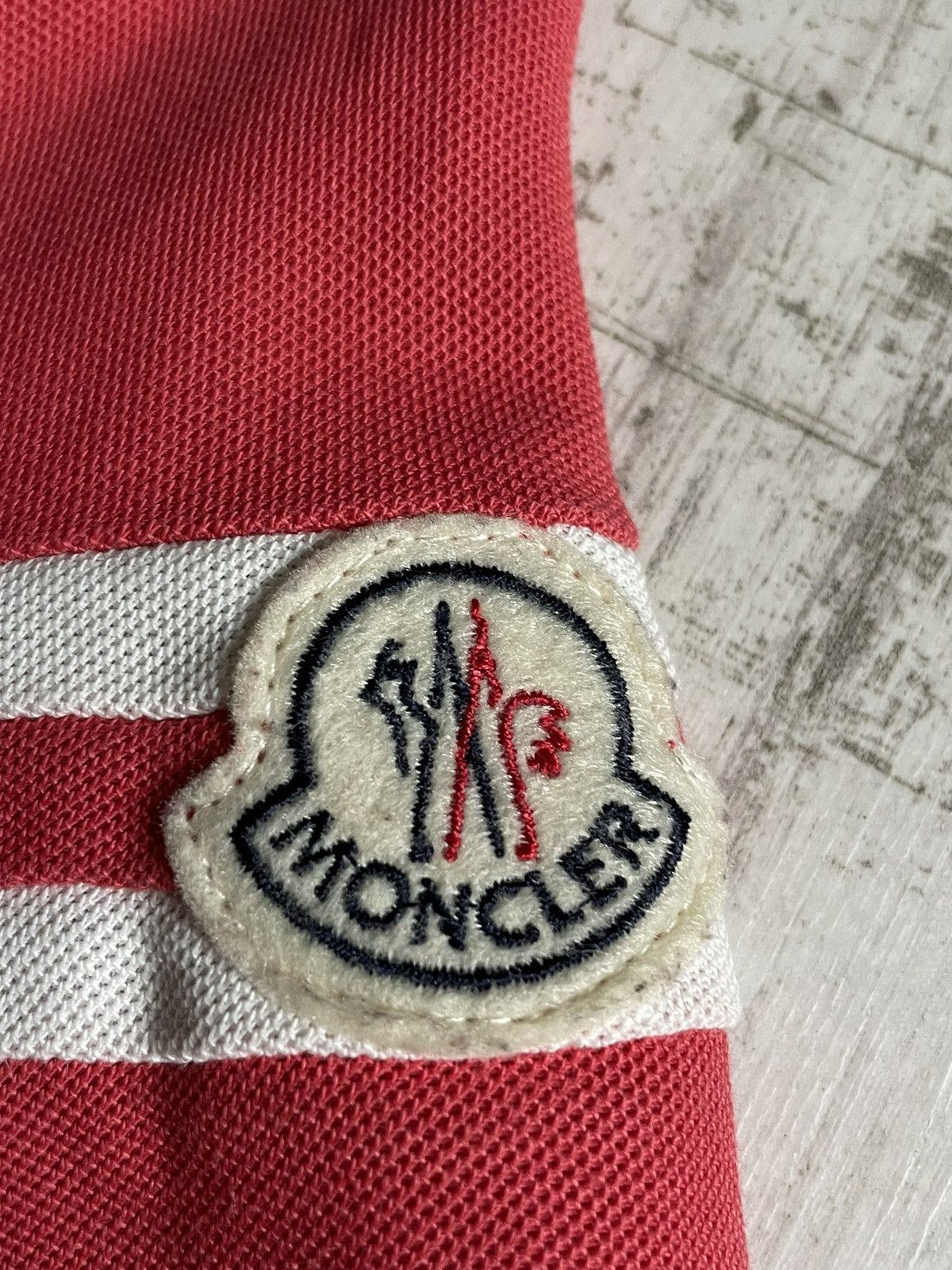 Moncler Moncler Polo T-Shirt Coral Size L / US 10 / IT 46 - 4 Thumbnail