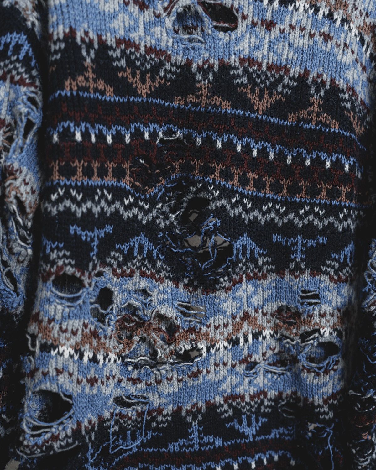Balenciaga Balenciaga FW21 – Fair Isle Distressed Knit Sweater Size US L / EU 52-54 / 3 - 3 Thumbnail