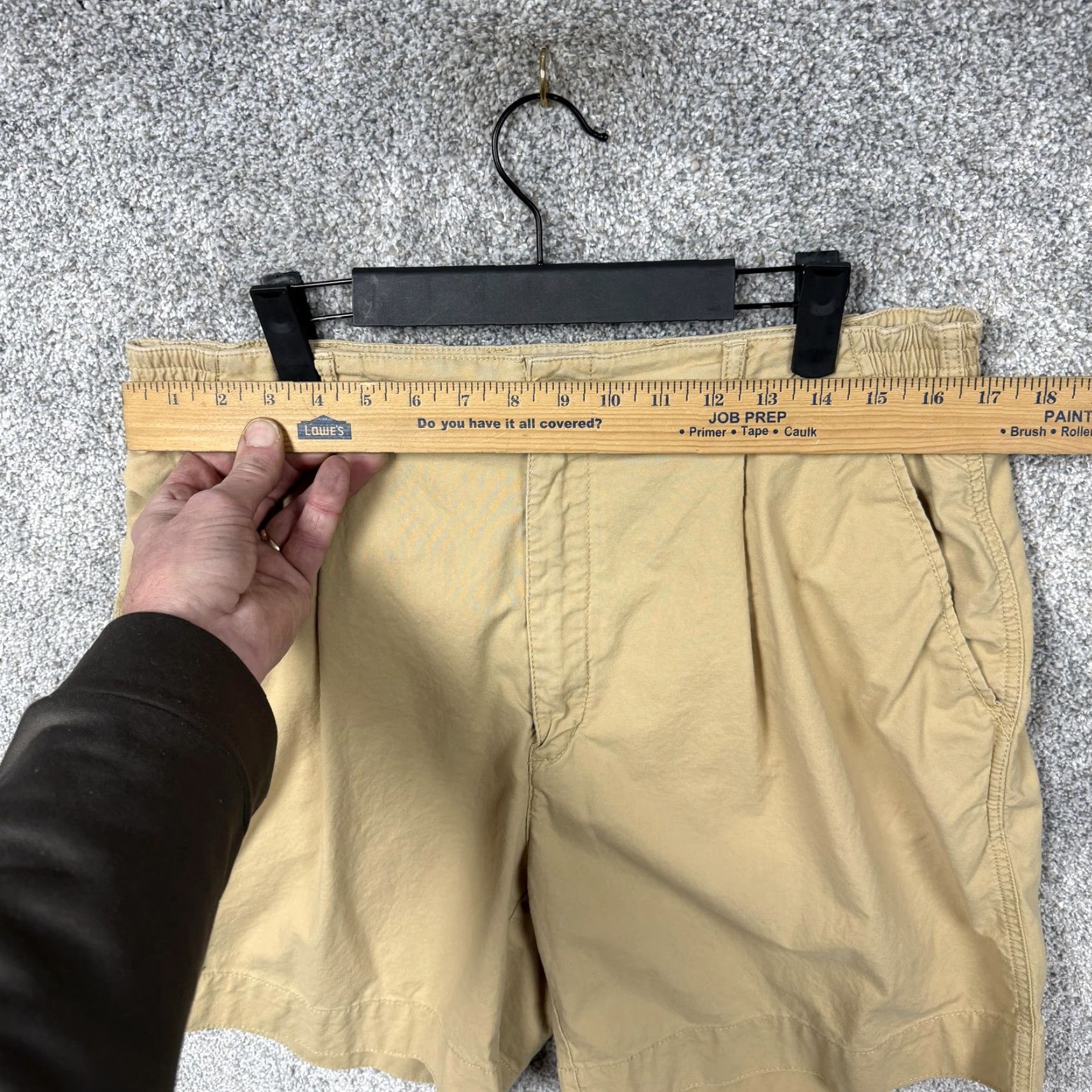 Dockers Dockers Mens Chino Shorts 34 Khaki Beig Elastic Waist Pleated 90s 7in Inseam Casual Travel | Vintage: No | Dockers Outlet Size US 34 / EU 50 - 2 Thumbnail