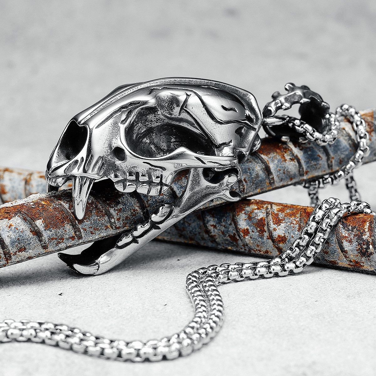 Jewelry Saber Toothed Tiger Skeleton Skull Necklace Size ONE SIZE - 4 Thumbnail