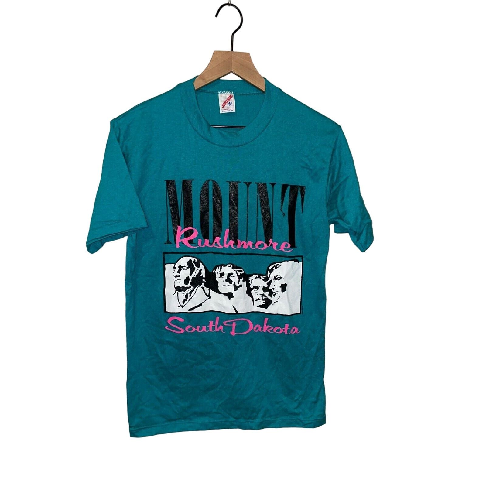 Jerzees Vintage Mount Rushmore Shirt South Dakota Yellowstone Tee M Size US M / EU 48-50 / 2 - 1 Thumbnail
