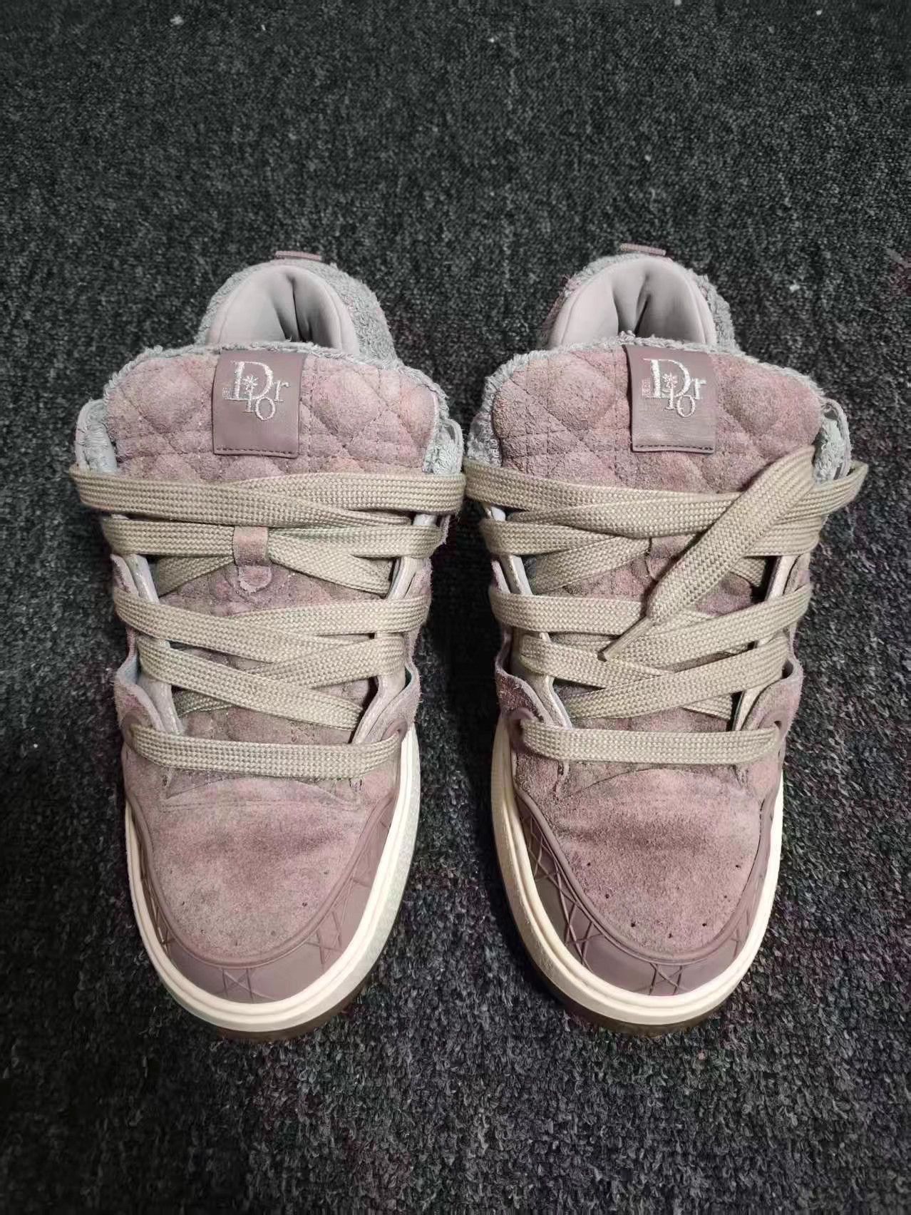 Dior Pink High-Top Sneakers Size 11 Size US 11 / EU 44 - 1 Thumbnail