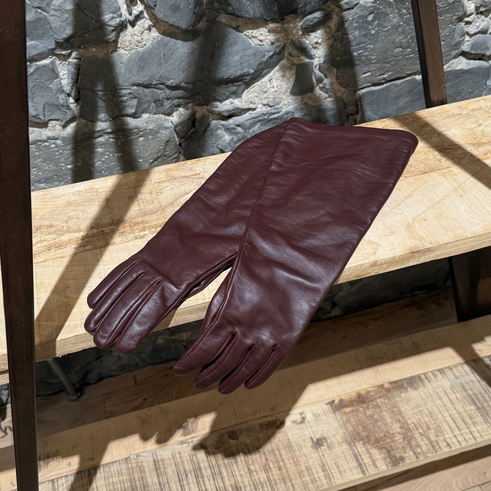 Yves Saint Laurent Saint Laurent Burgundy Leather Long Gloves - Size 7.5 Size ONE SIZE - 2 Thumbnail