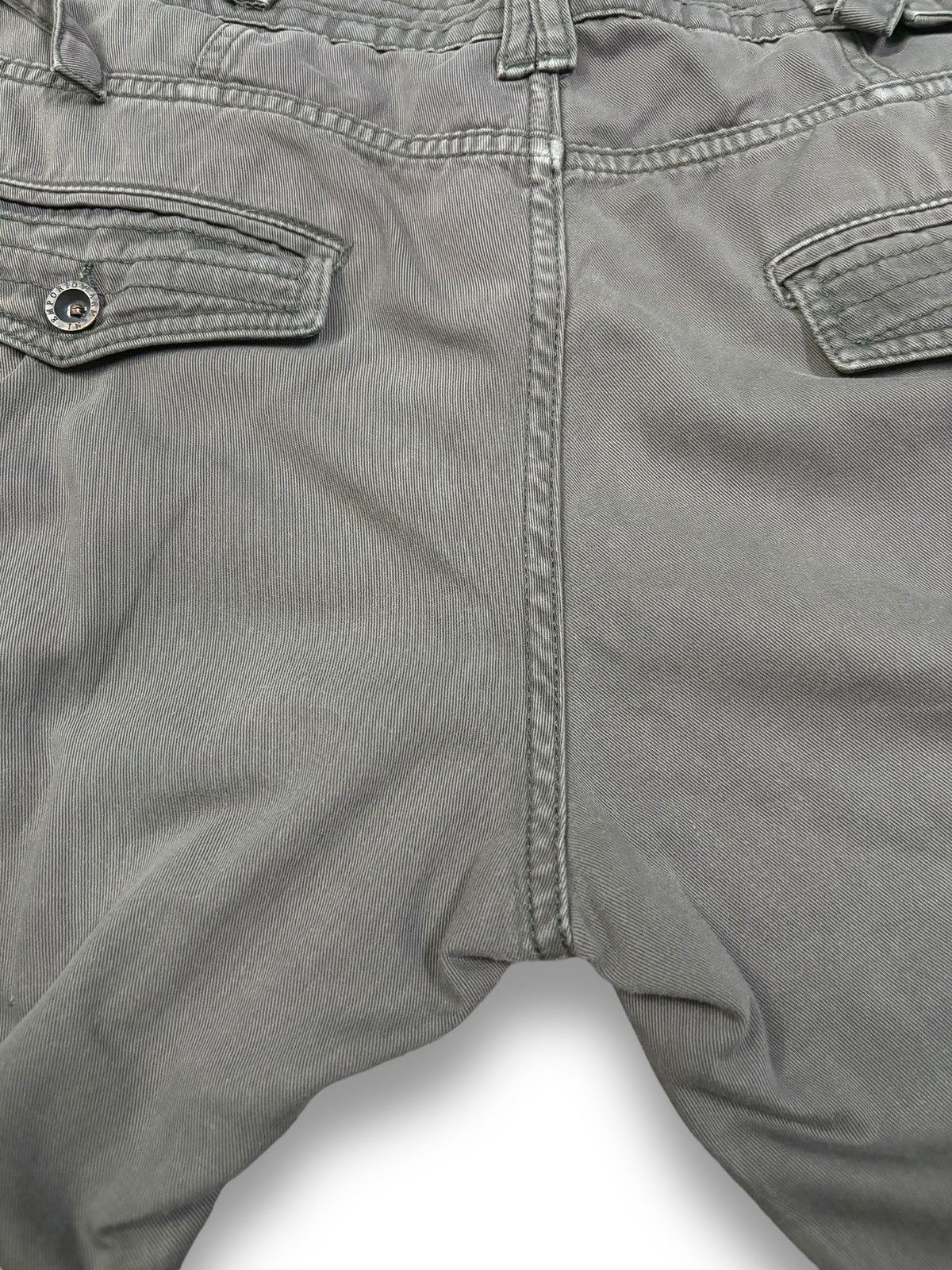 Emporio Armani Vintage Emporio Armani Thrashed Loose Utility Cargo Pants Size US 36 / EU 52 - 14 Thumbnail