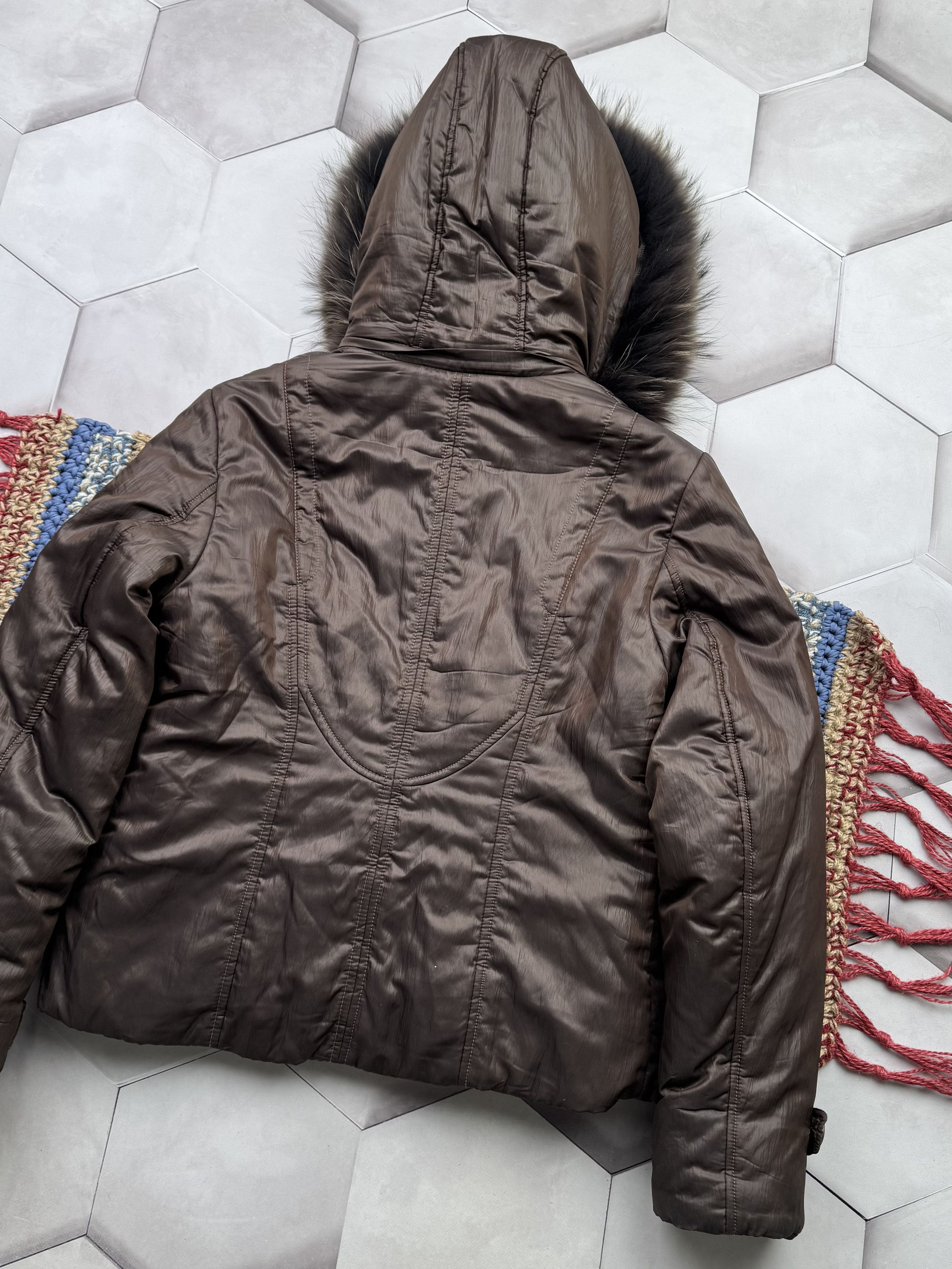 Vintage Vintage Cropped Jacket With Fur Hood (E4) Size US S / EU 44-46 / 1 - 14 Thumbnail