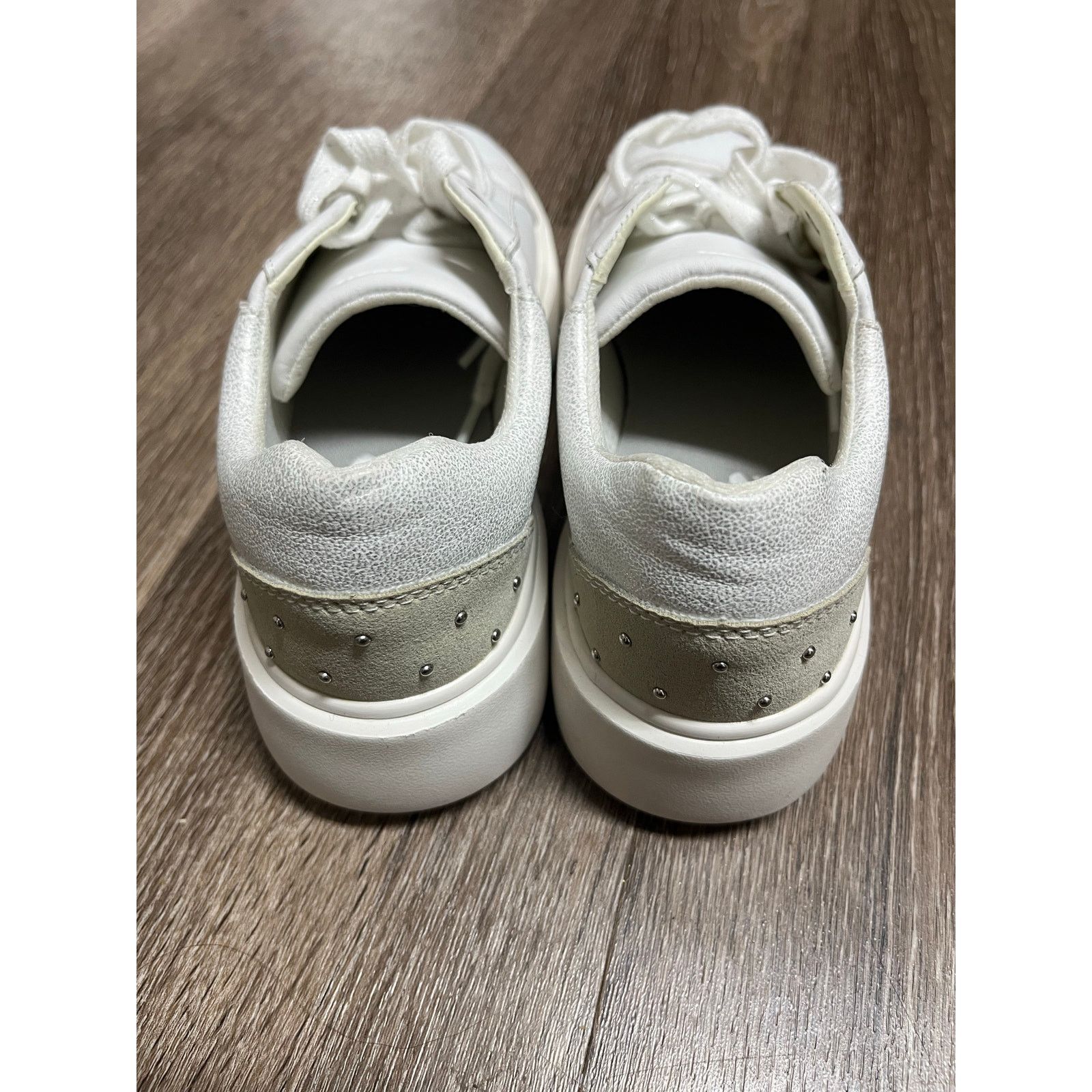 Geox Geox D Nhenbus White Studded Sneakers size 6 Size US 6 / IT 36 - 5 Thumbnail
