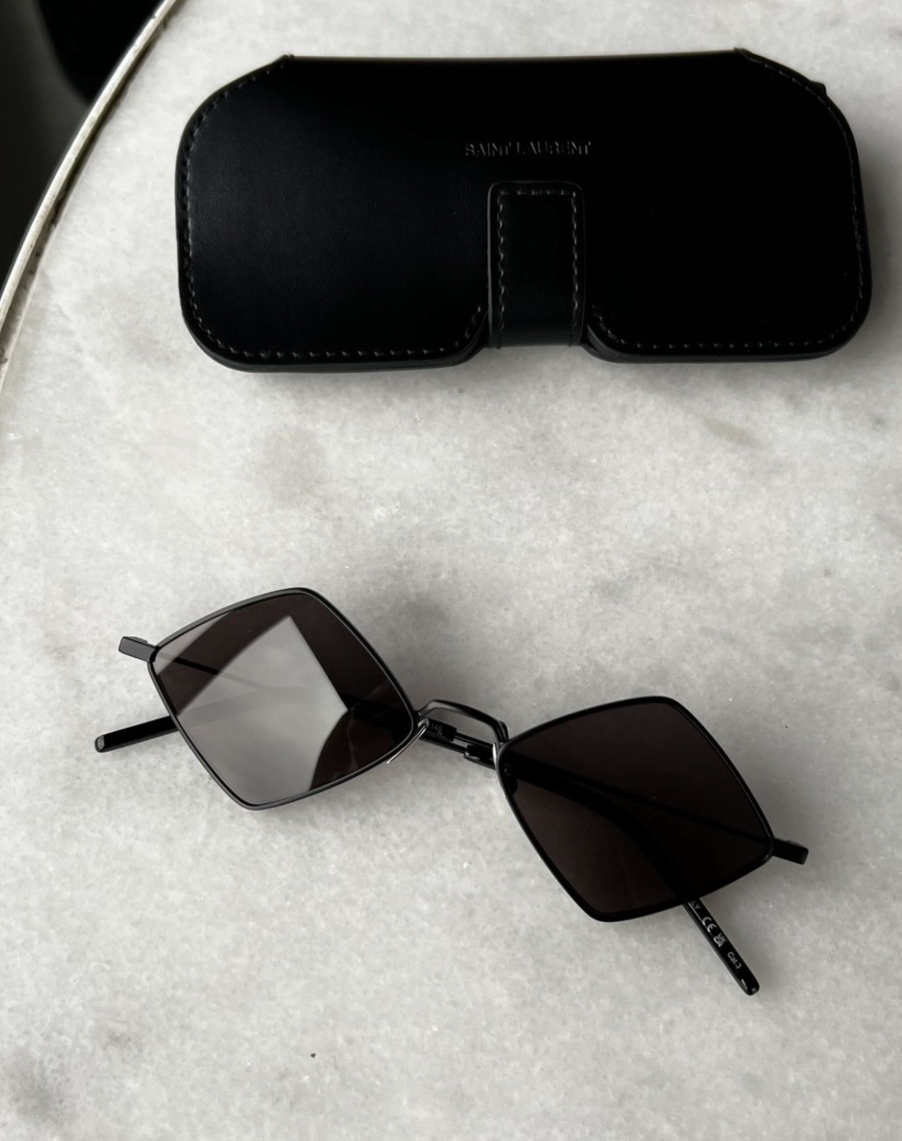 Yves Saint Laurent New Sunglasses SAINT LAURENT SL 302 Lisa 002 Size ONE SIZE - 1 Thumbnail