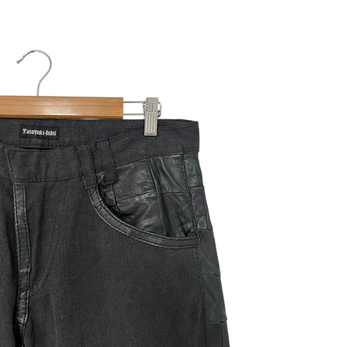 Yasuyuki Ishii Yasuyuki ishii leather panel denim Size US 32 / EU 48 - 2 Thumbnail