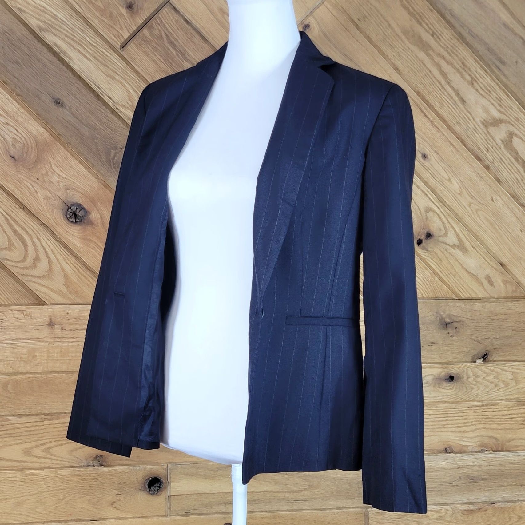 Brooks Brothers Brooks Brothers Womens Blazer Jacket One-Button Striped Black Size 8 Wool Casual Formal Suiting Jacket Womens Blazer Mens? Size M / US 6-8 / IT 42-44 - 7 Thumbnail