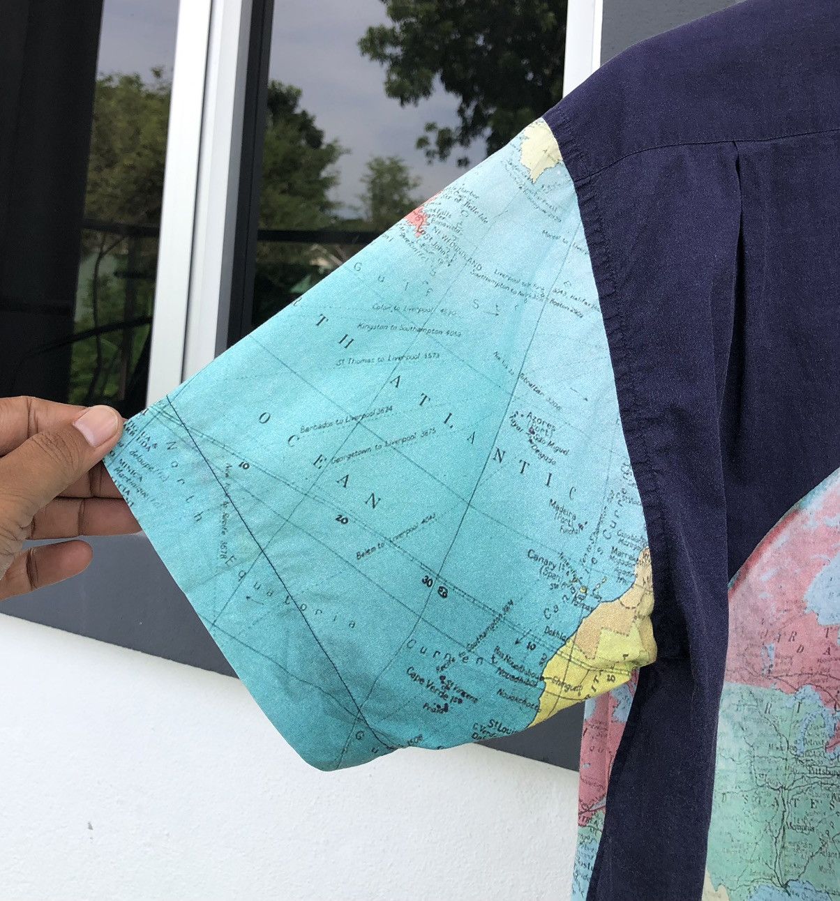 Paul Smith Paul Smith shirt Short Sleeve Globe Pattern World Map 🇮🇹 Size US M / EU 48-50 / 2 - 9 Thumbnail