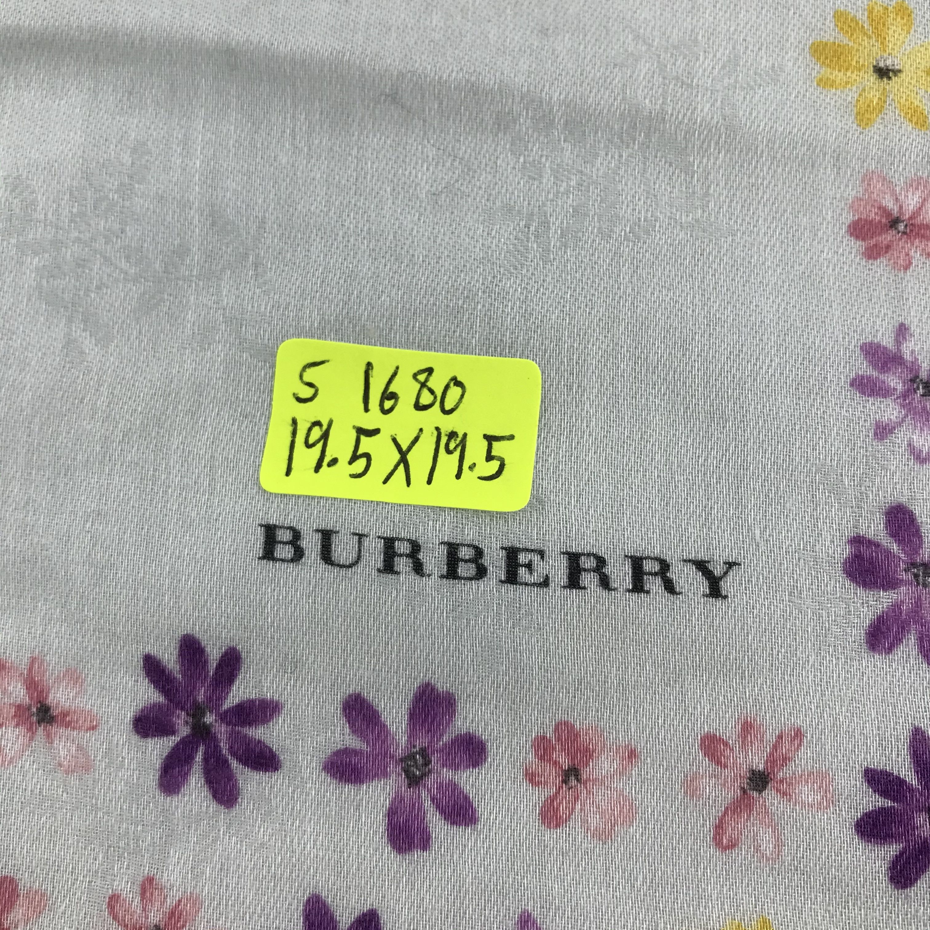 Burberry × Vintage Burberry Bandana / Handkerchief / Neckerchief - S1680 Size ONE SIZE - 5 Thumbnail