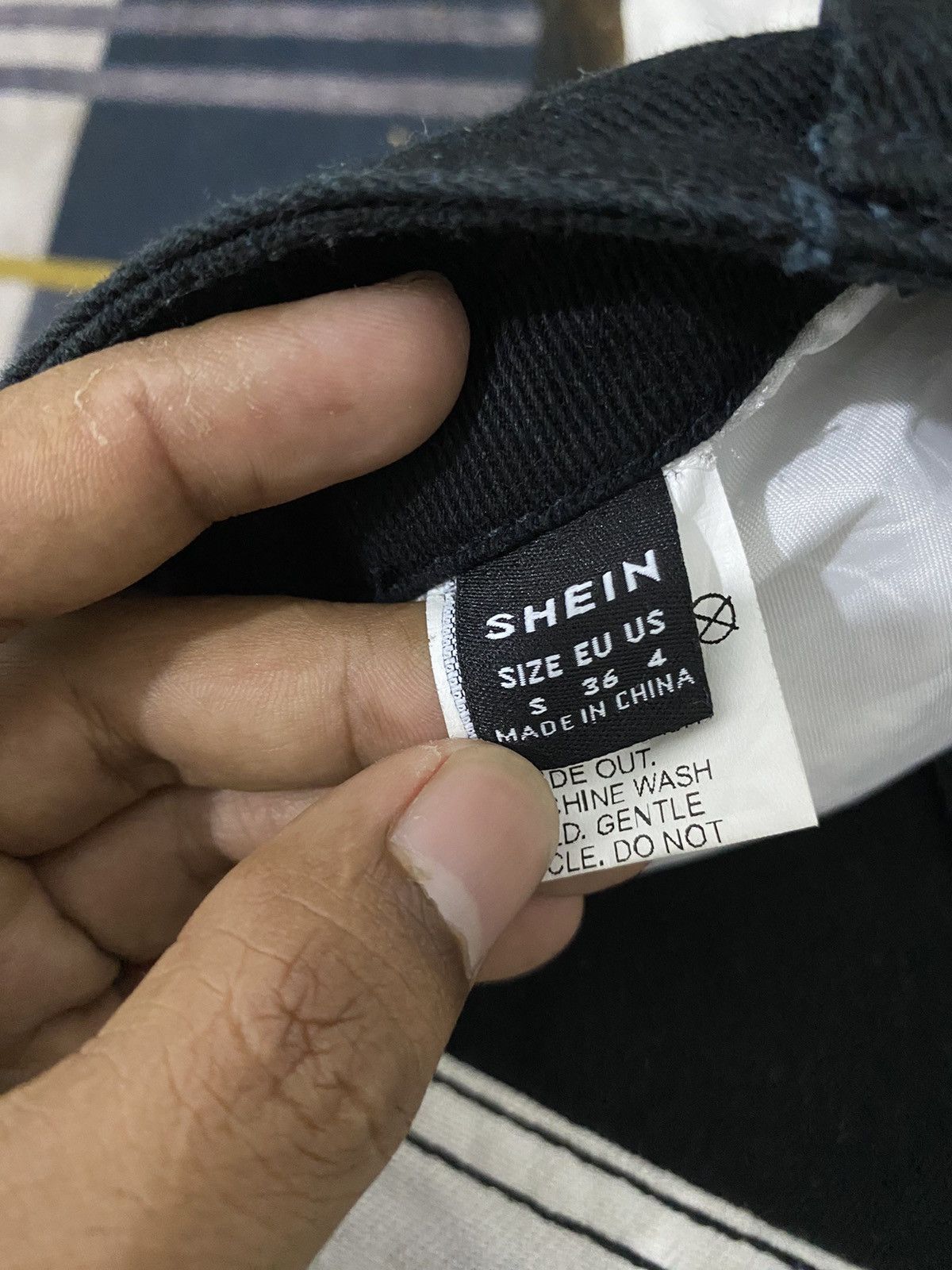 Shein SHEIN KAPITAL STYLE DENIM PANTS Size US 33 - 8 Thumbnail
