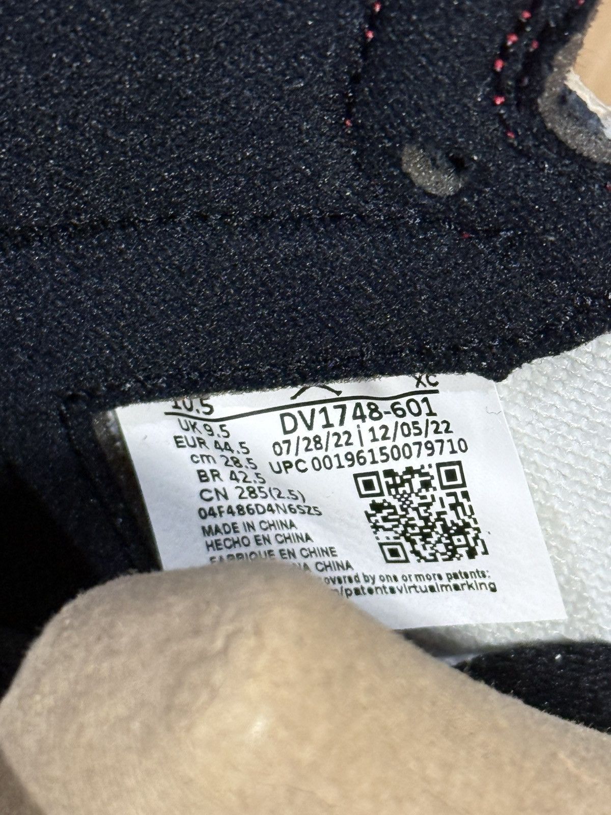 Jordan Brand Jordan 1 high og across the spiderverse Size US 10.5 / EU 43-44 - 4 Thumbnail