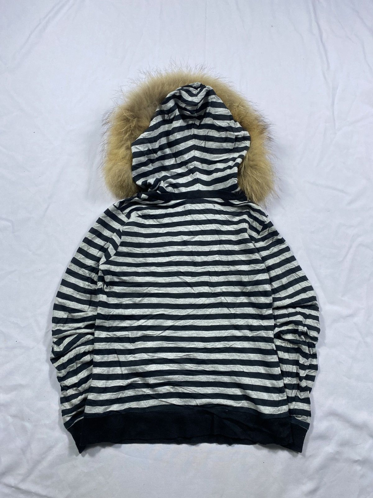 Le Grande Bleu (L.G.B.) Faux Fur Liz Lisa doll Stripe Hoodie Lgb style Size US S / EU 44-46 / 1 - 3 Thumbnail