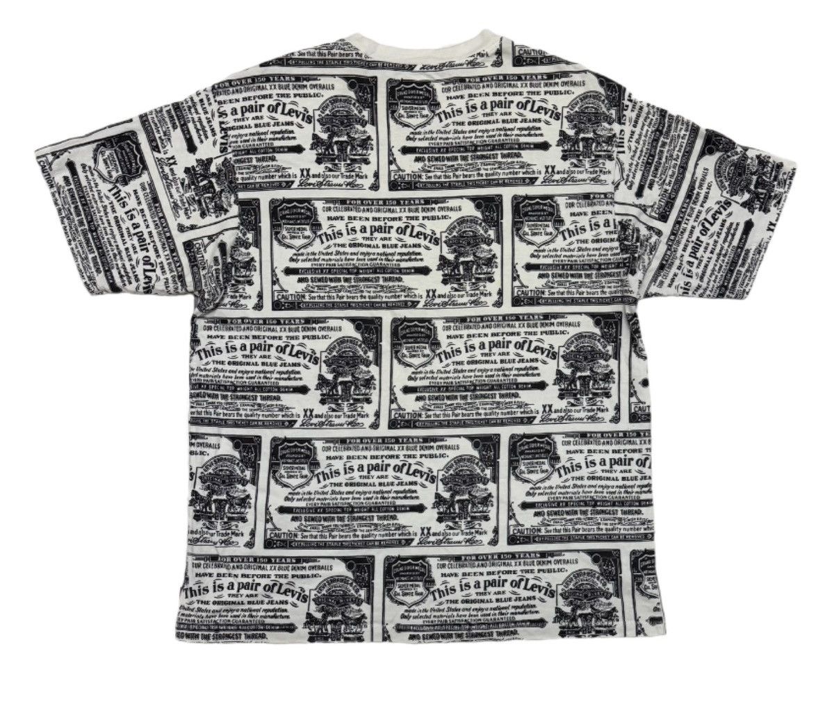 Rare LEVIS Fullprint Tee