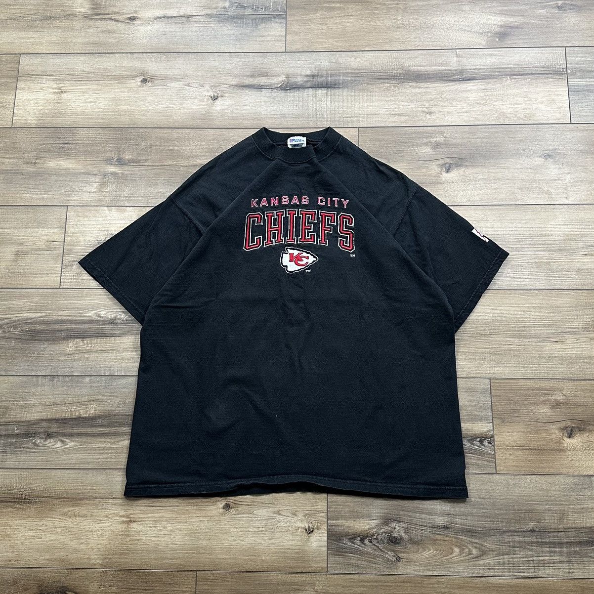 Pro Player Vintage 90s Pro Player Kansas City Chiefs Embroidered Tee Size US XXL / EU 58 / 5 - 1 Thumbnail