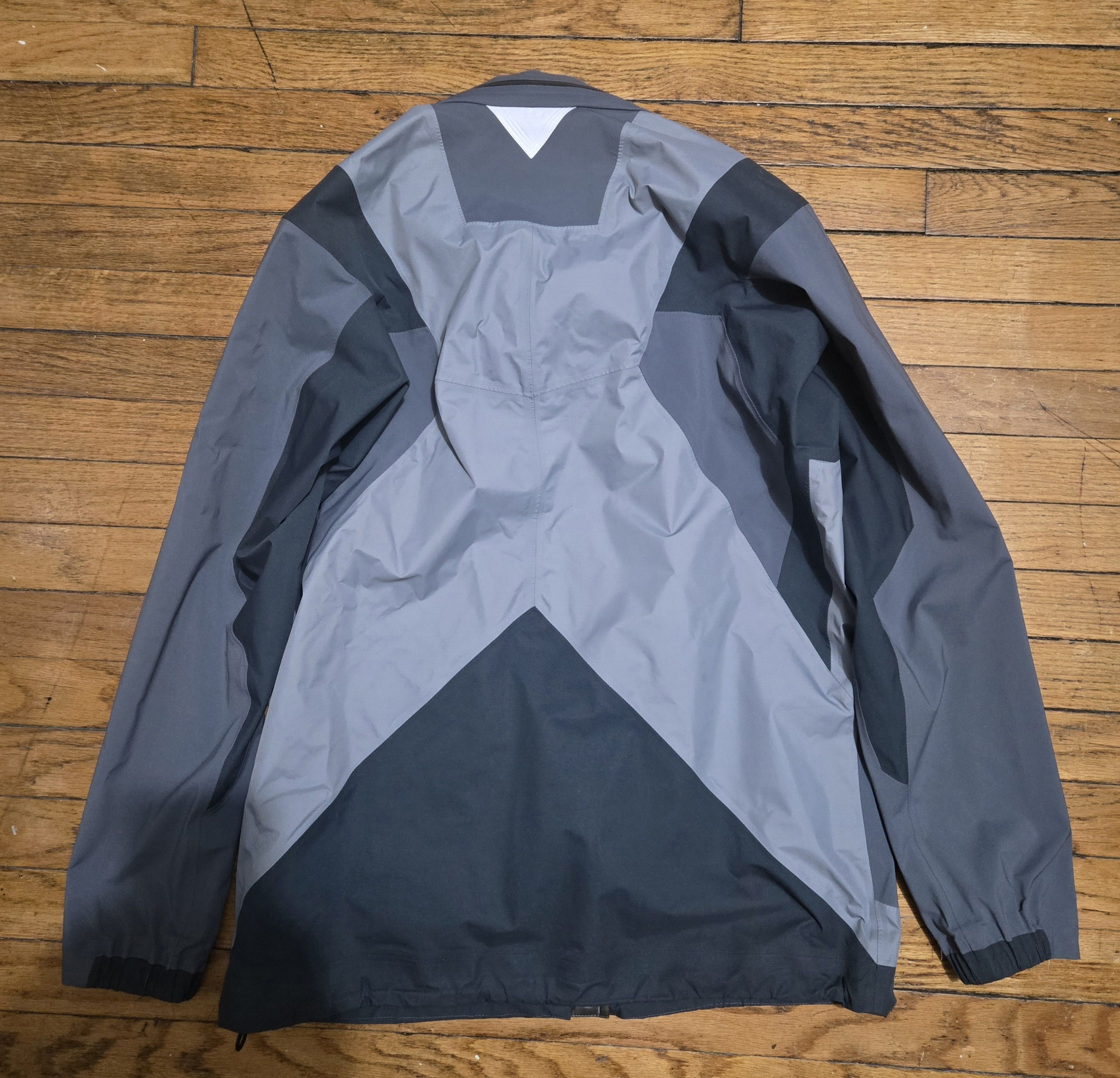 Adidas × White Mountaineering Adidas White Mountaineering M 2016 Block Jacket Sample Size US M / EU 48-50 / 2 - 7 Thumbnail