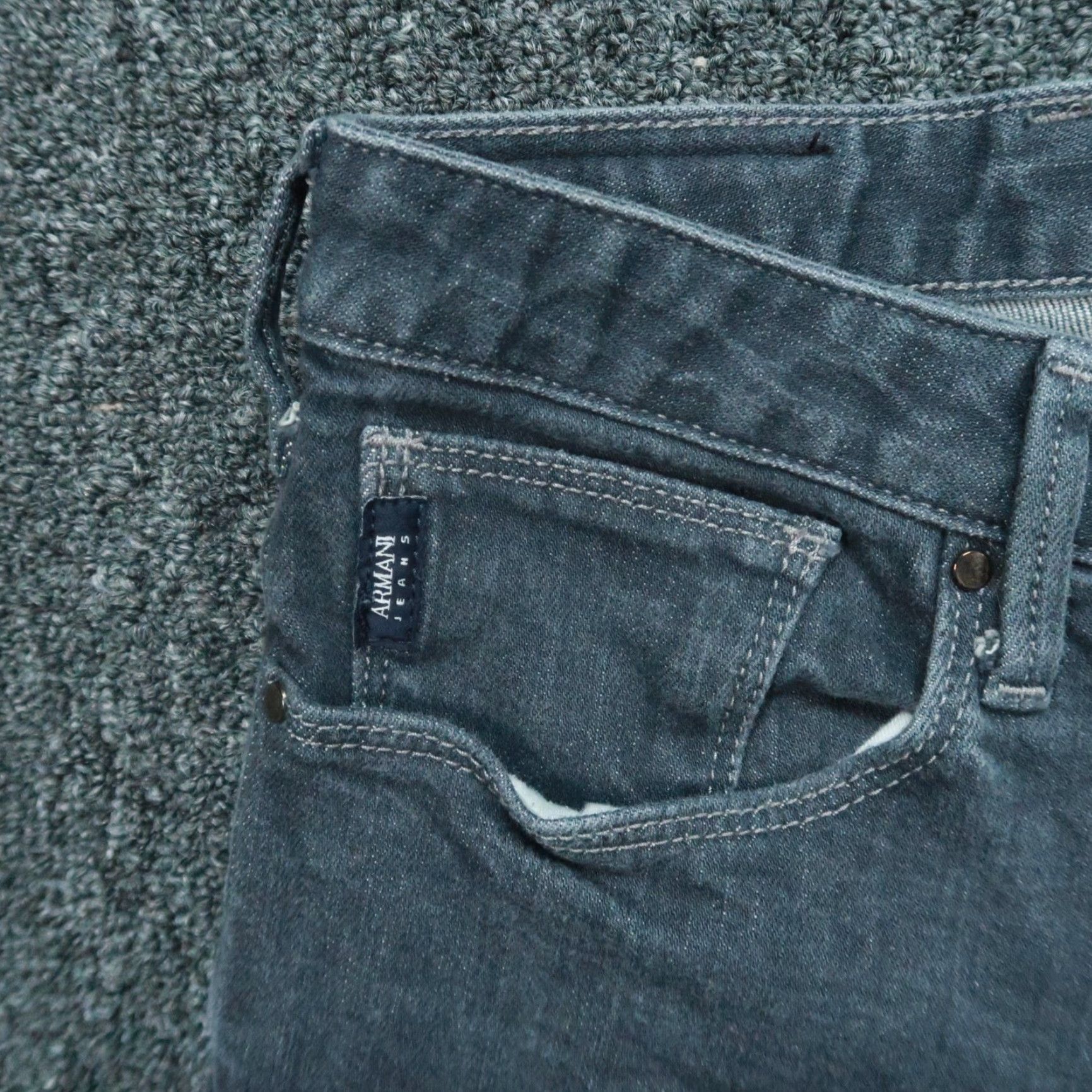 Vintage Armani Jeans Mens Jeans 31x31 5-Pocket Straight Denim Gray Blue Cotton Denim Vintage No Size US 31 - 3 Thumbnail