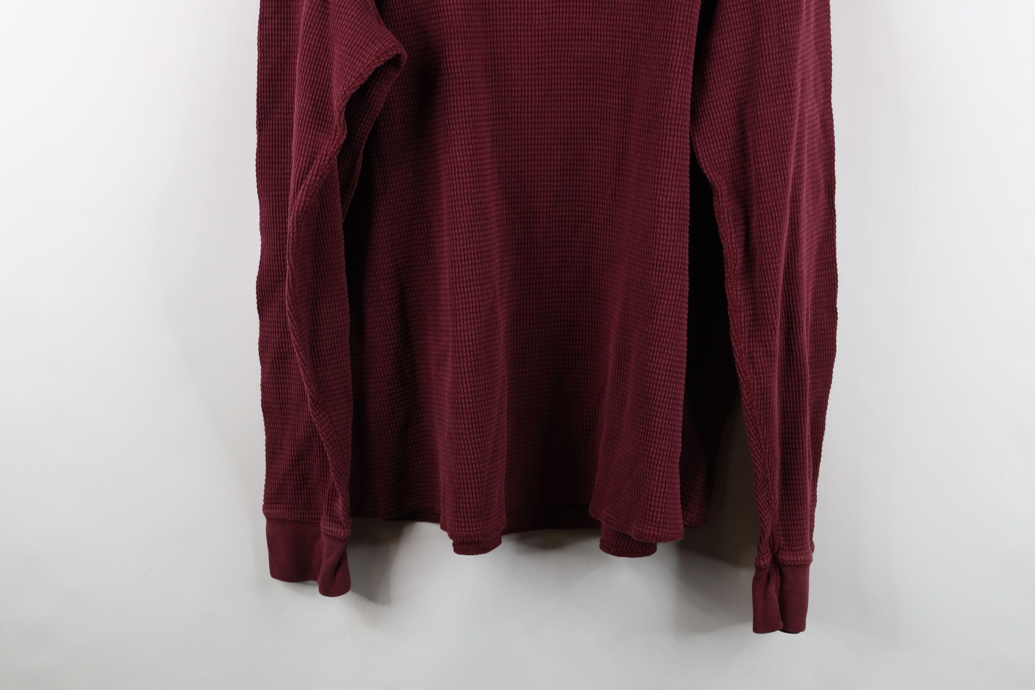 Eddie Bauer Vintage Eddie Bauer Thermal Waffle Knit Henley T-Shirt Red Size US XL / EU 56 / 4 - 14 Thumbnail