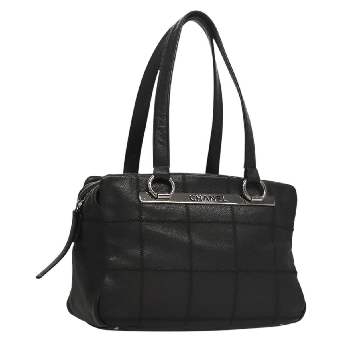 Chanel Chanel Chocolate Bar Shoulder Bag Calfskin Size ONE SIZE - 1 Thumbnail