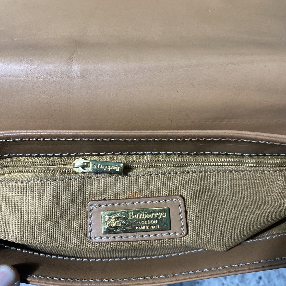 Burberry Vintage Burberry shoulder Bag Size ONE SIZE - 12 Thumbnail
