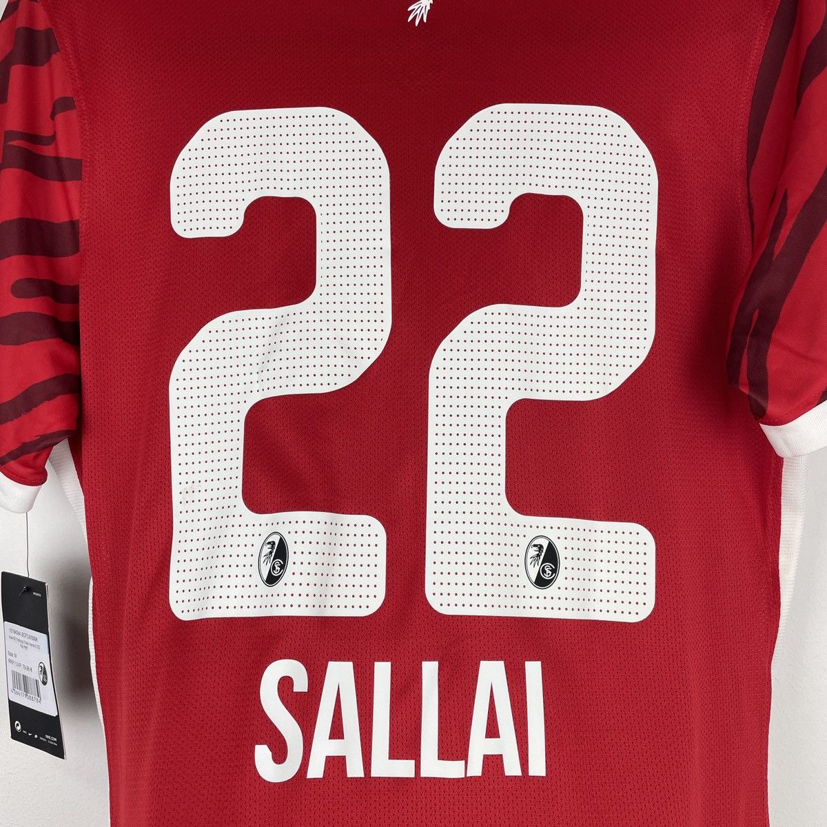Nike SC Freiburg Roland Sallai Home Jersey Nike Shirt 2021/2022 Size US M / EU 48-50 / 2 - 11 Thumbnail