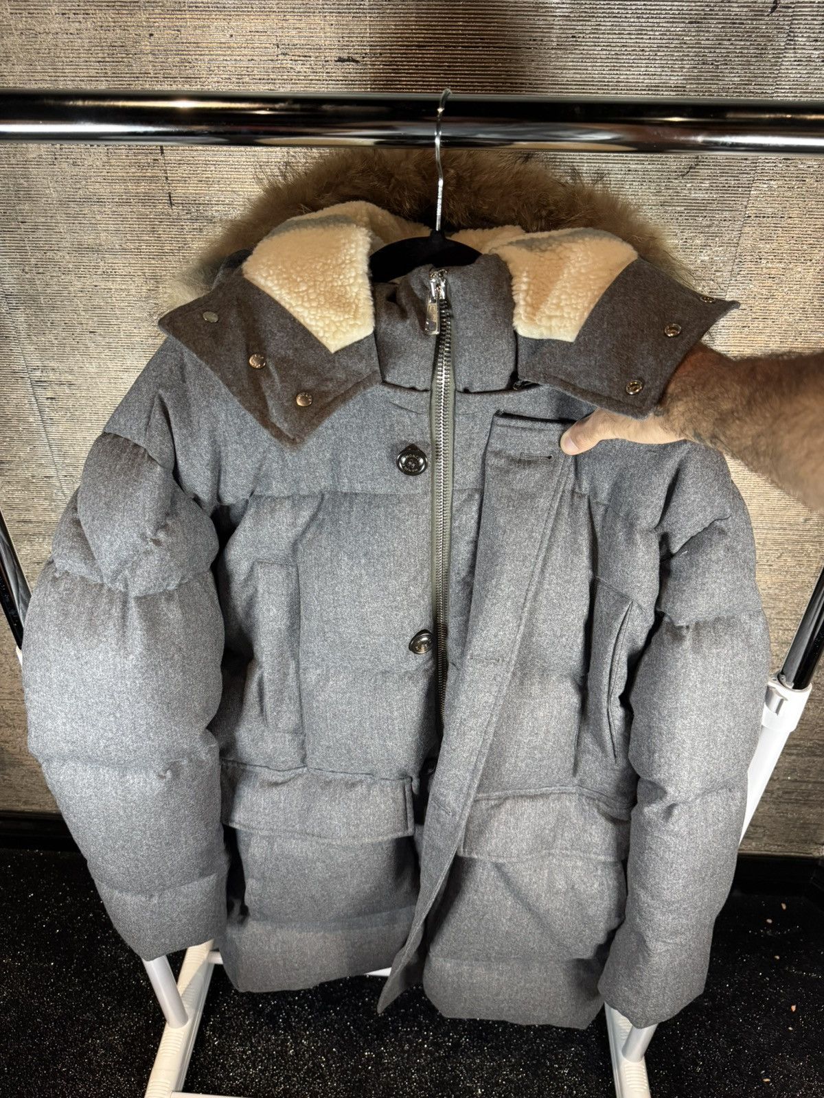 Moncler Moncler Vilaine Longline Fur-Trim Parka Size US XXL / EU 58 / 5 - 8 Thumbnail