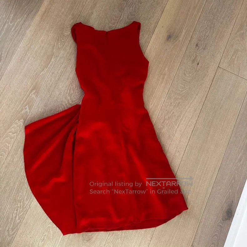 Valentino Valentino Red V-neck flower dress main line Size S / US 4 / IT 40 - 2 Thumbnail