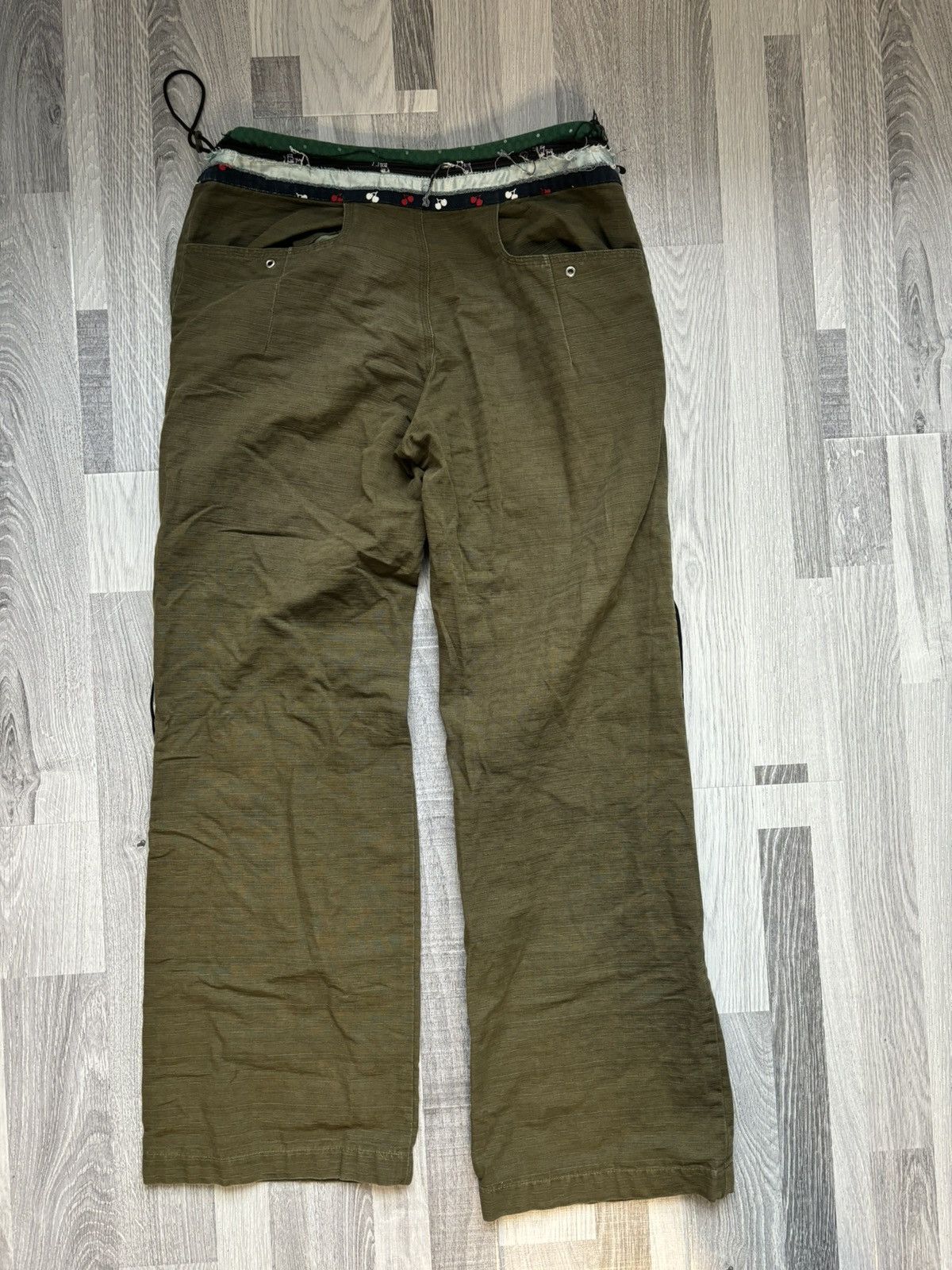 John Undercover × Jun Takahashi × Undercover Undercover AW03 'Paper Doll' Army Elastic Drawstring Pants Size US 31 - 2 Thumbnail