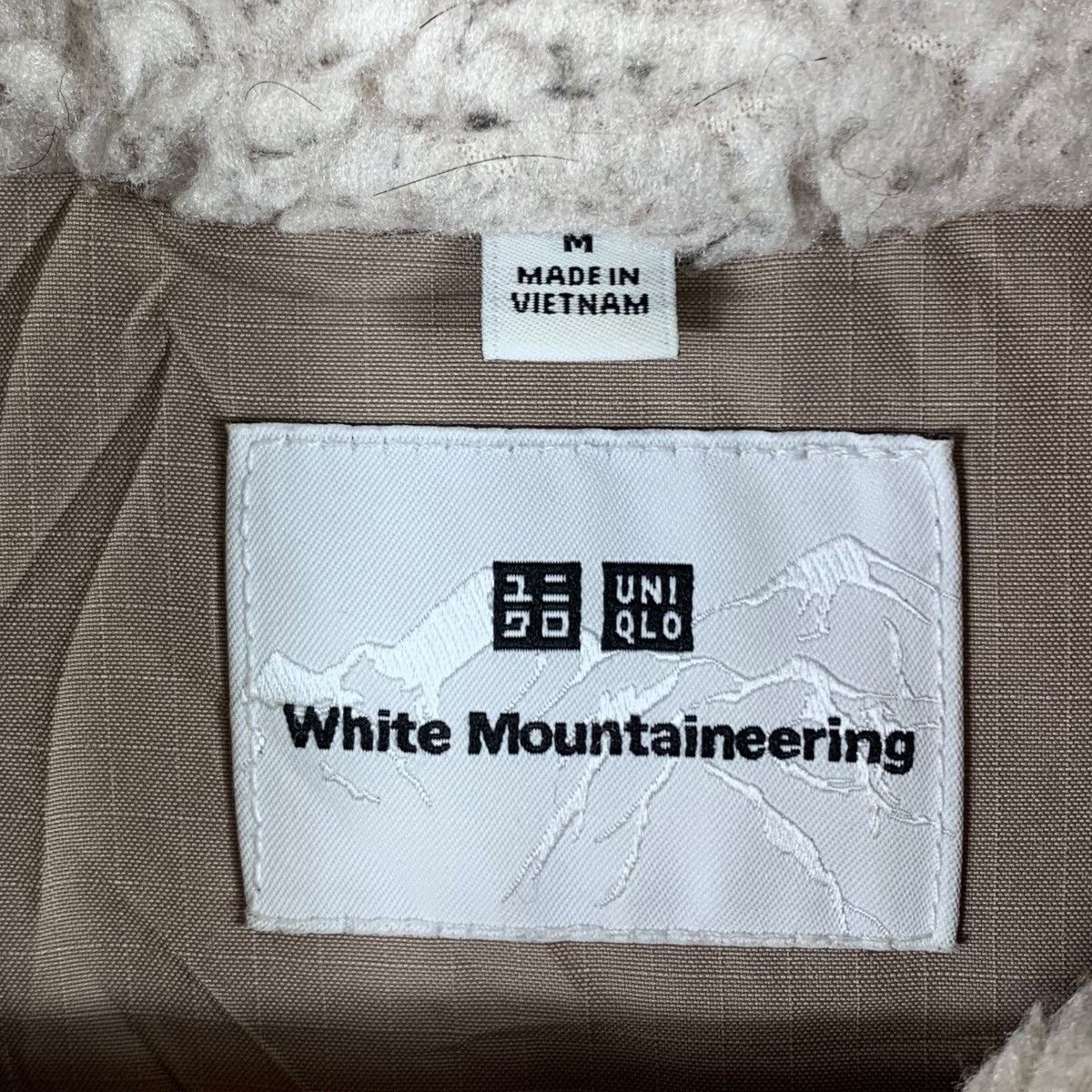 Uniqlo × White Mountaineering WHITE MOUNTAINEERING x UNIQLO Sherpa Fleece White Sweatshirt Size US M / EU 48-50 / 2 - 4 Thumbnail