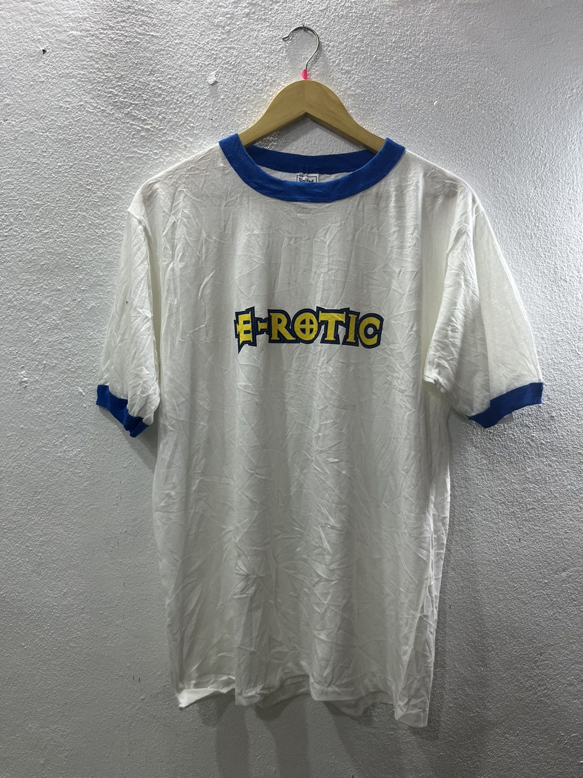 Band Tees E- ROTIC RARE BAND 90 Size US M / EU 48-50 / 2 - 2 Thumbnail
