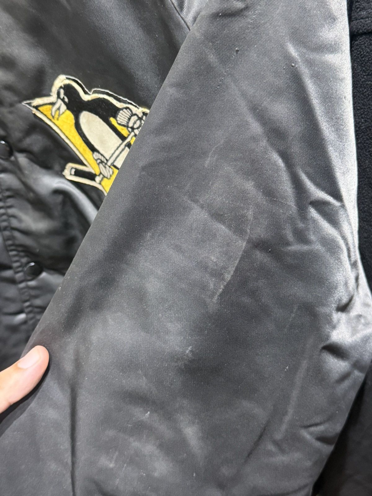 Chalk Line Vintage 90s Pittsburgh Penguins Satin Bomber Jacket Size US L / EU 52-54 / 3 - 20 Thumbnail
