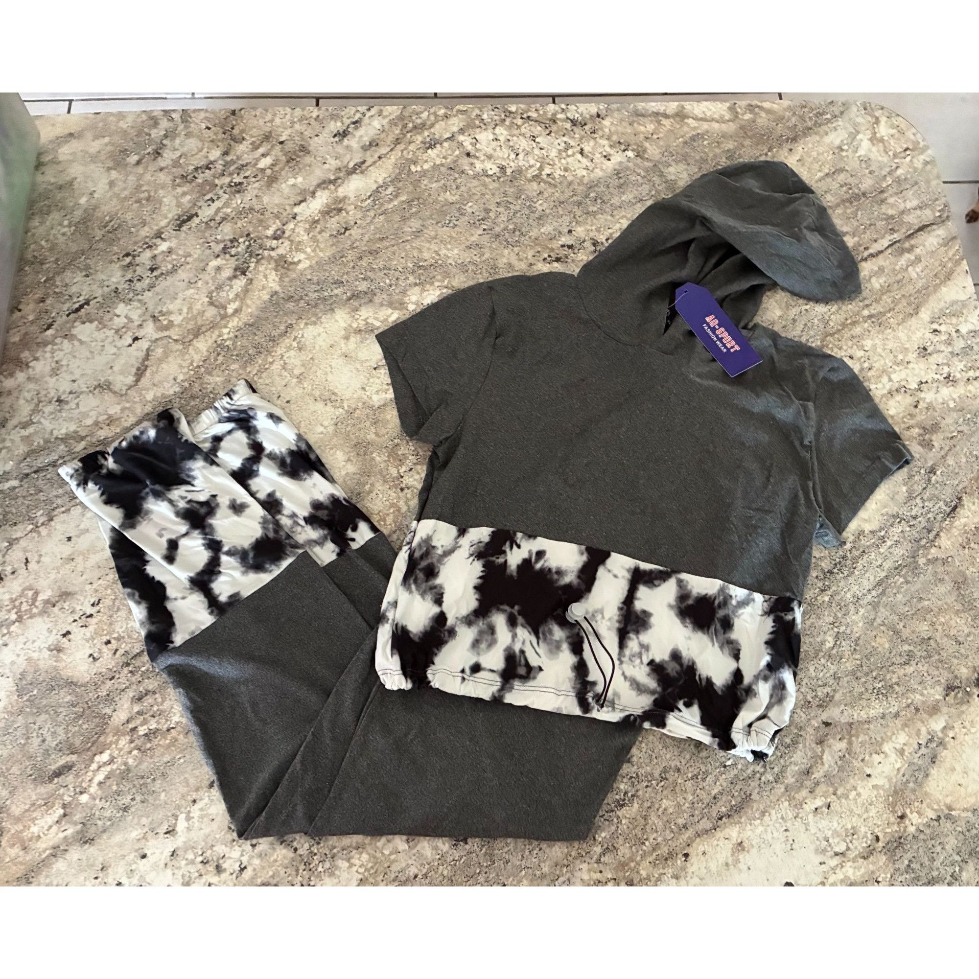 Other Stylish Tie Dye Hooded Short Sleeve Athletic Set In Charcoal Size S / US 4 / IT 40 - 1 Thumbnail