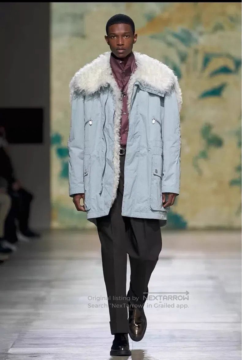Hermes Hermes Light Blue Fur and Leather Two Piece Coat Size US M / EU 48-50 / 2 - 9 Thumbnail