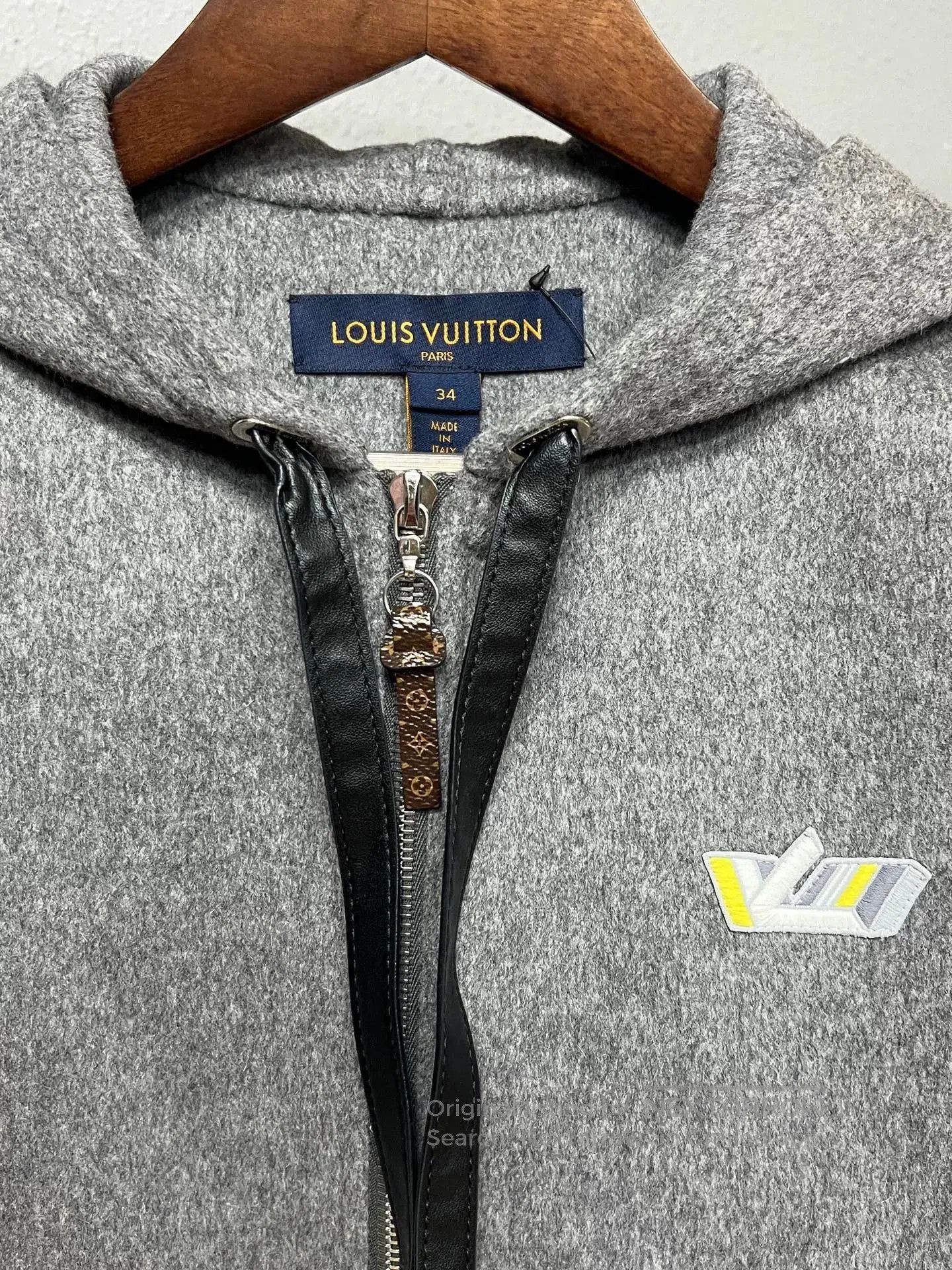 Louis Vuitton Louis Vuitton Rabbit Fur Zip Hoodie. Size XXS / US 00 / IT 34 - 3 Thumbnail