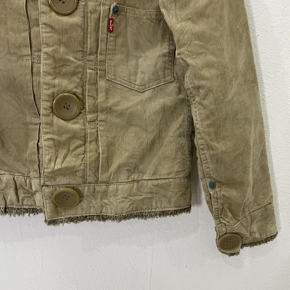 Levi's Vintage Levis Corduroy Jacket Size M / US 6-8 / IT 42-44 - 2 Thumbnail