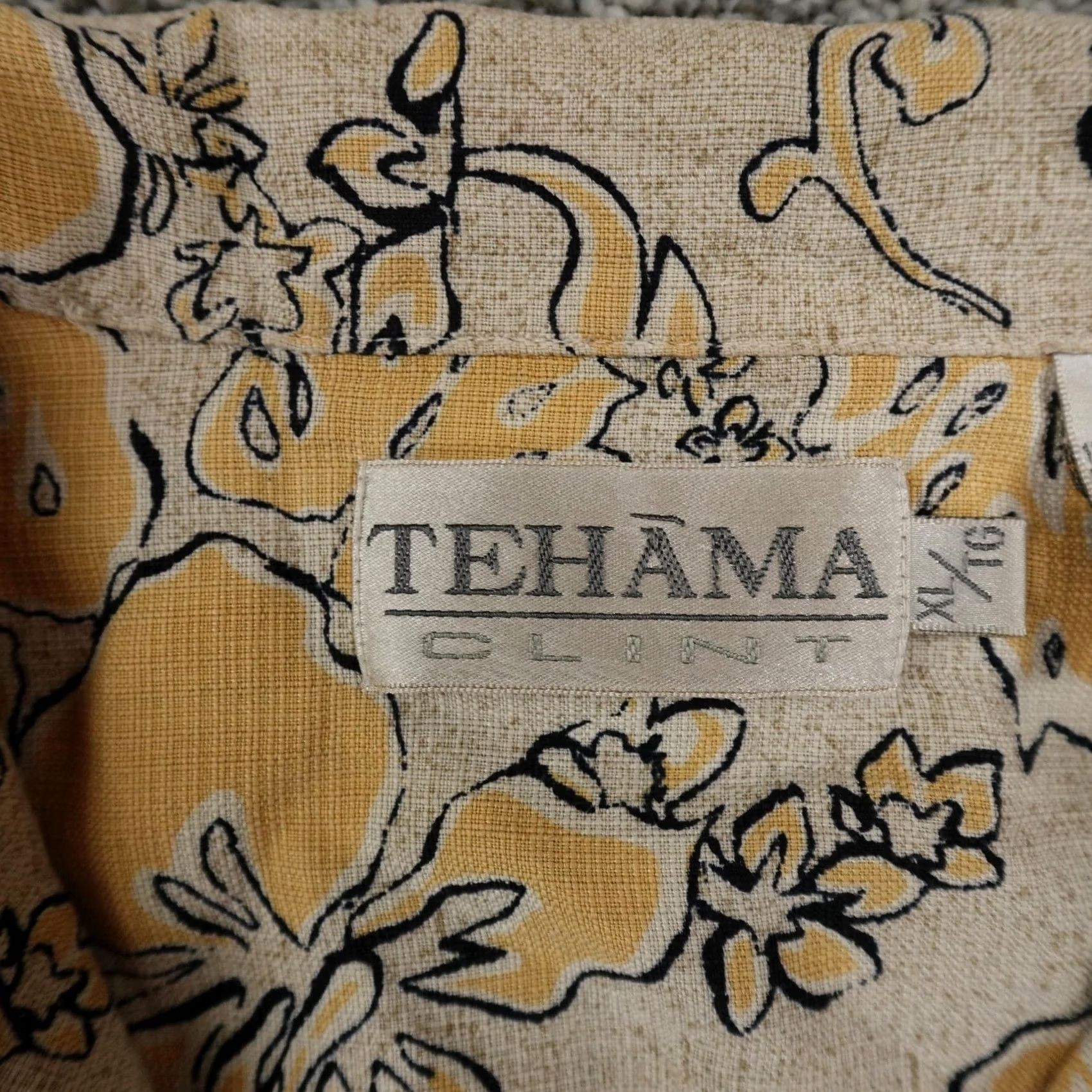Vintage VINTAGE Tehama Shirt Mens XL Beige Yellow Silk Floral Hibiscus Hawaiian Camp Loop Collar Size US XL / EU 56 / 4 - 6 Thumbnail