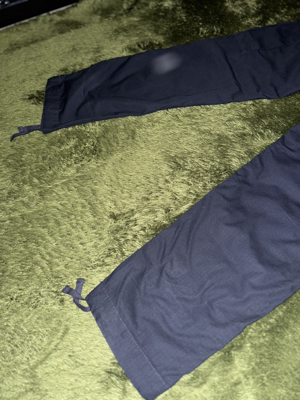 Carhartt Wip [30X32] Carhartt WIP Loose Fit Ripstop Cargo Pants Navy Size US 30 / EU 46 - 11 Thumbnail