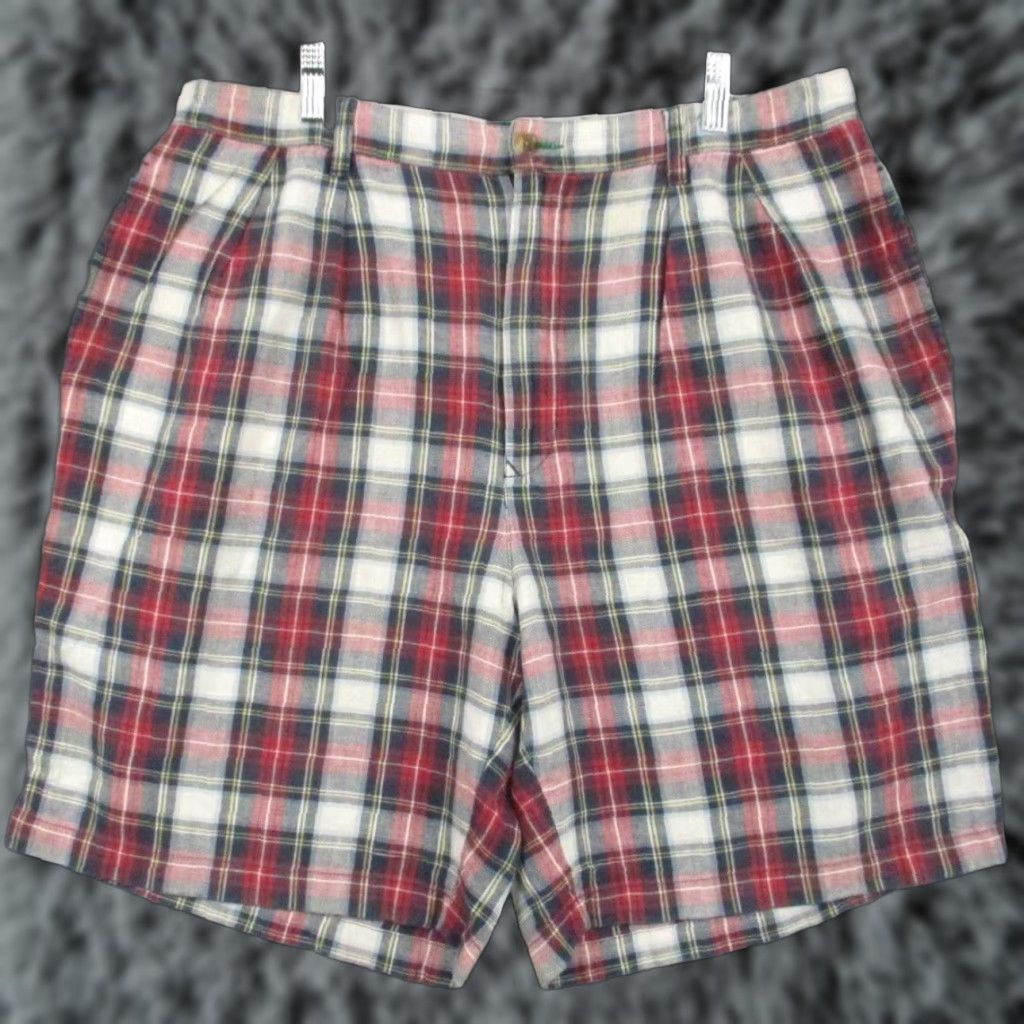 Tommy Hilfiger Tommy Hilfiger Bermuda Shorts Men's Multicolor Plaid Cotton Casual Loose Fit 36in White? Size US 36 / EU 52 - 1 Thumbnail