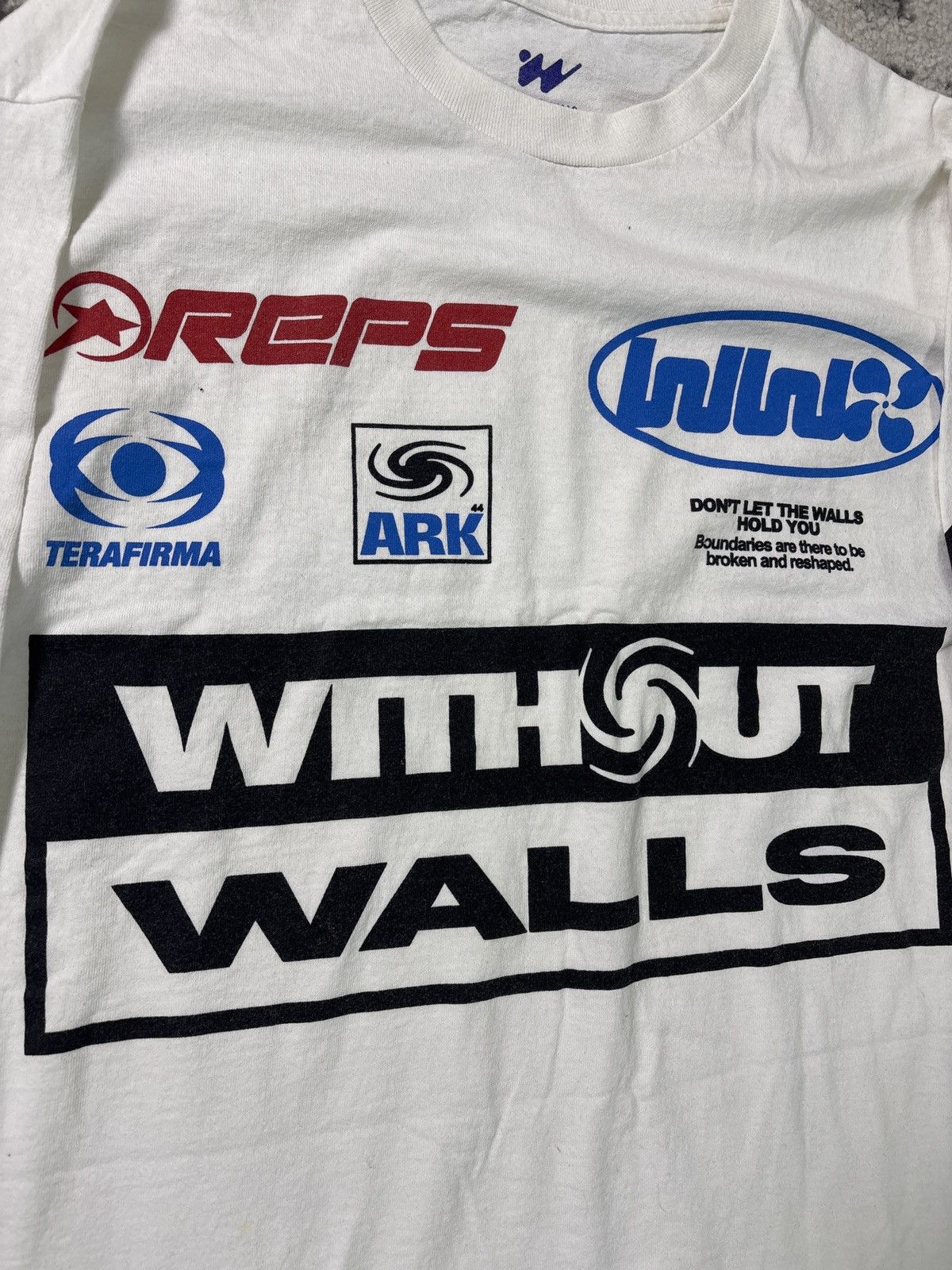 Urban Outfitters WITHOUT WALLS LONGSLEEVE Size US M / EU 48-50 / 2 - 2 Thumbnail