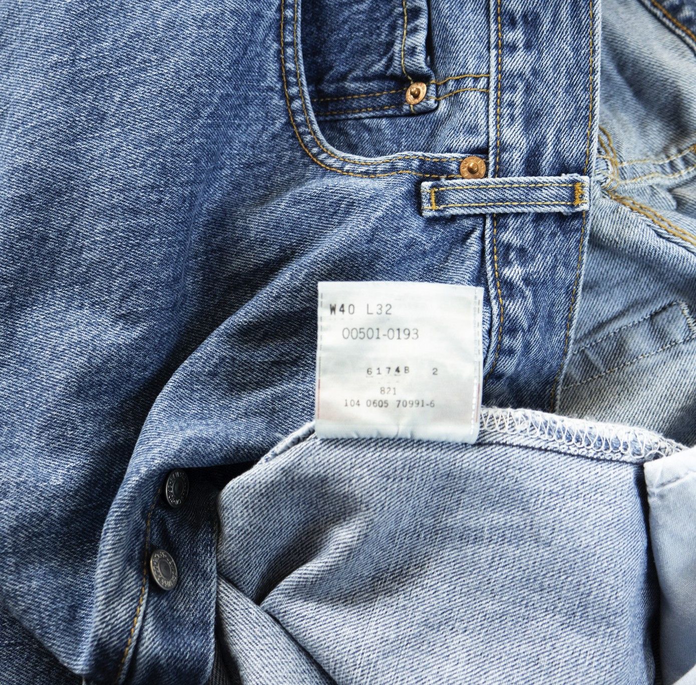 Levi's Levi’s 501 – W40 L32 – Button Fly – June 2005 – 100% Cotton Size US 40 / EU 56 - 8 Thumbnail