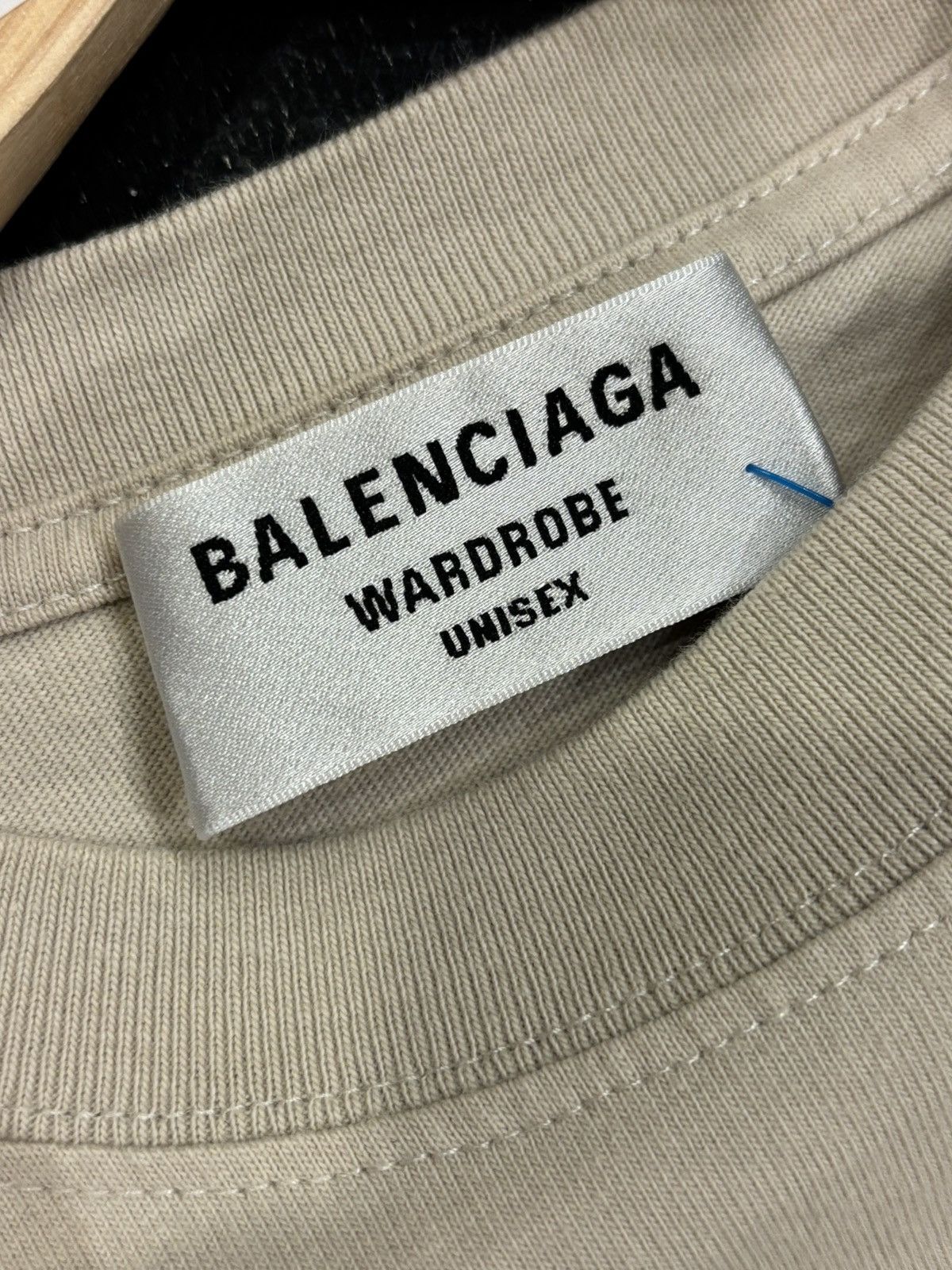 Balenciaga Balenciaga Email Logo Tee - Beige Size US S / EU 44-46 / 1 - 3 Thumbnail