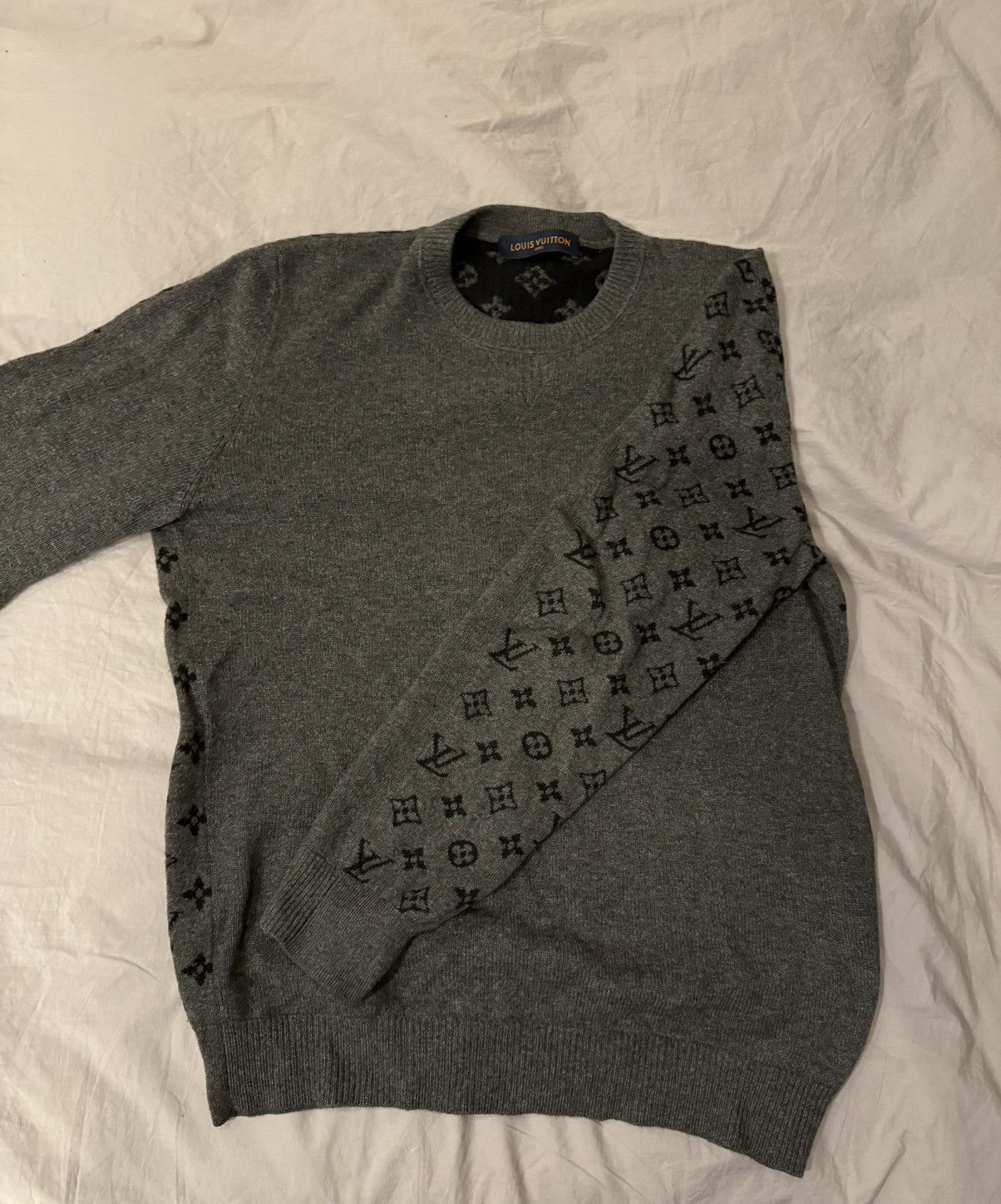 Louis Vuitton Louis Vuitton sweat limited Japan edition Size US XL / EU 56 / 4 - 1 Thumbnail