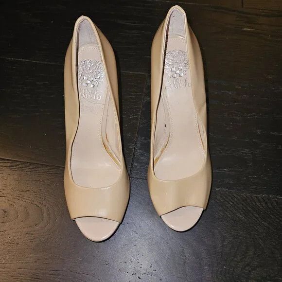 Vince Camuto Vince Camuto Patent Leather Heels Size US 8 / IT 38 - 2 Thumbnail