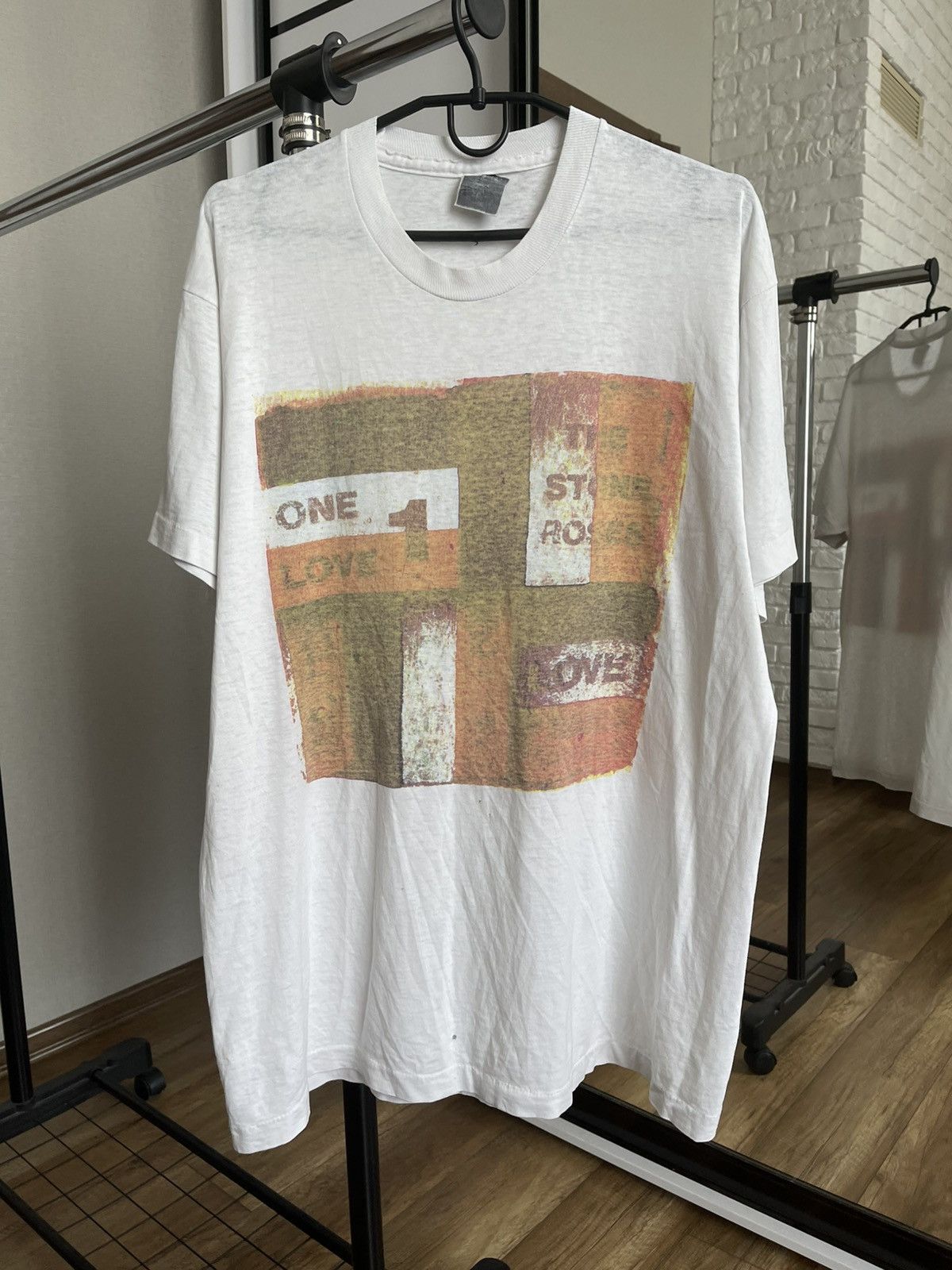 Band Tees 1992 The Stone Roses One Love Vintage Band T-Shirt Tee Size US L / EU 52-54 / 3 - 1 Thumbnail