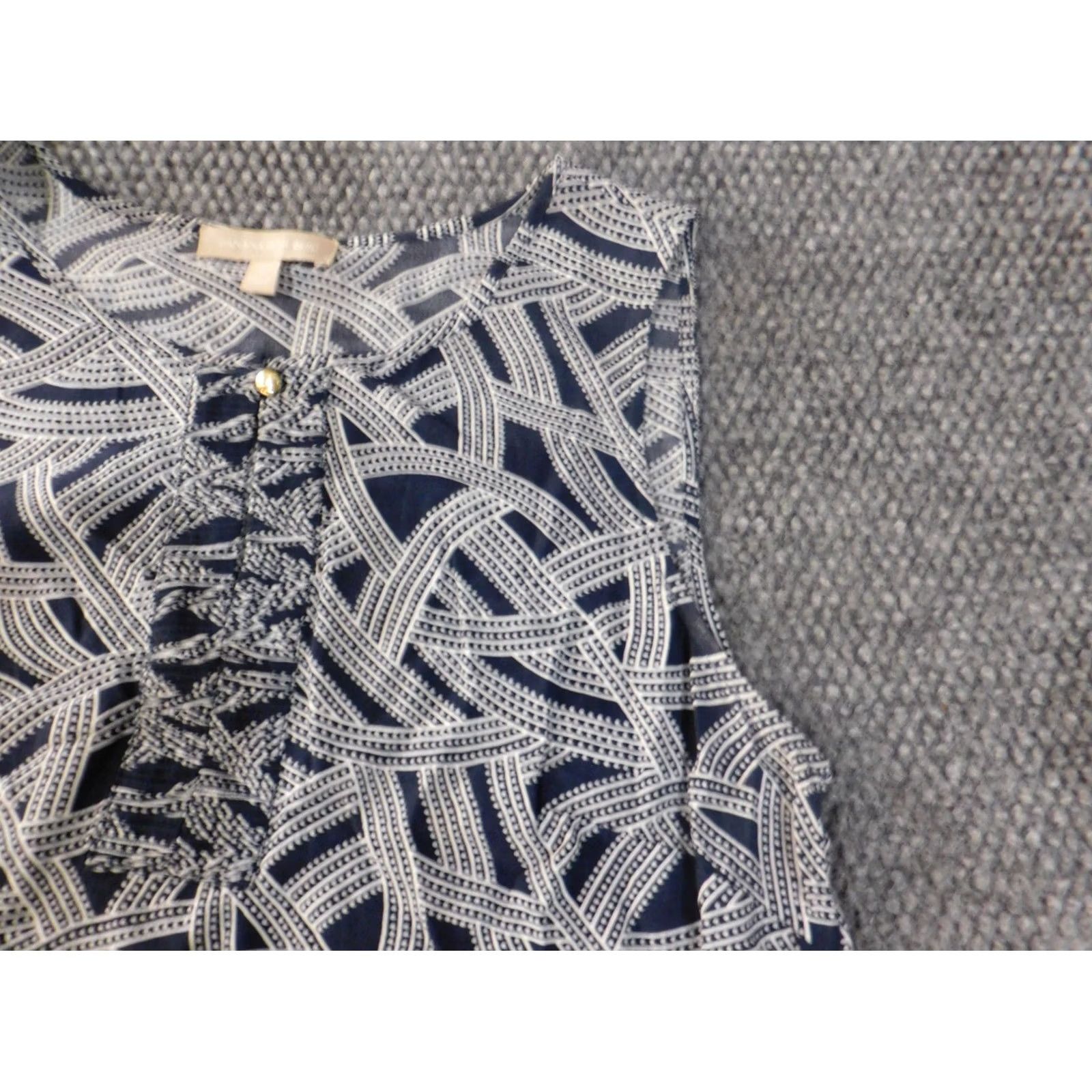 Banana Republic Banana Republic Blouse Shirt Womens M Blue Geometric Rayon Sleeveless Round Neck Pullover Casual Regular Stretch Classic Vintage: No Size M / US 6-8 / IT 42-44 - 6 Thumbnail