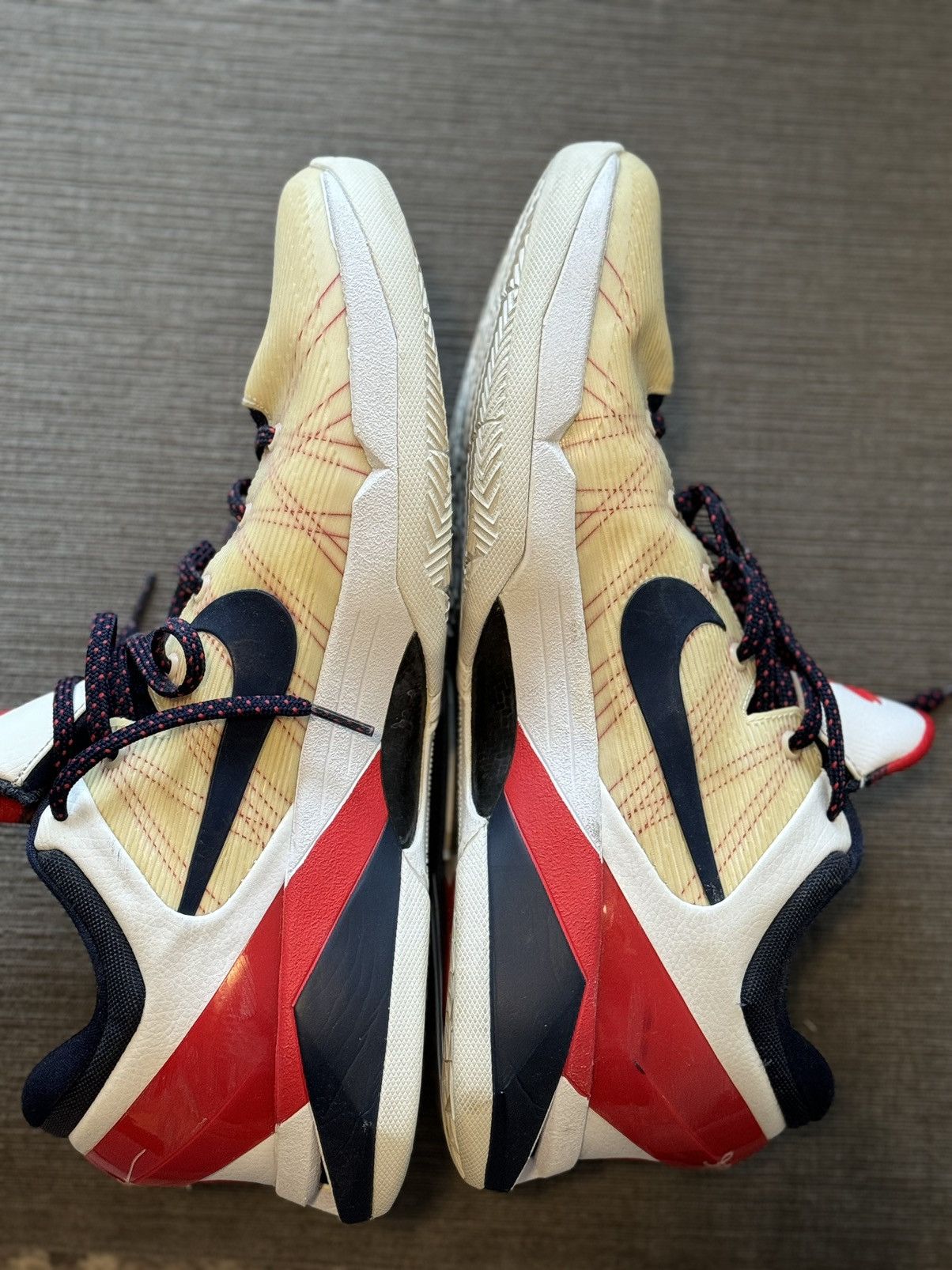 Nike Nike Kobe 7 USA Olympic Size US 13 / EU 46 - 2 Thumbnail