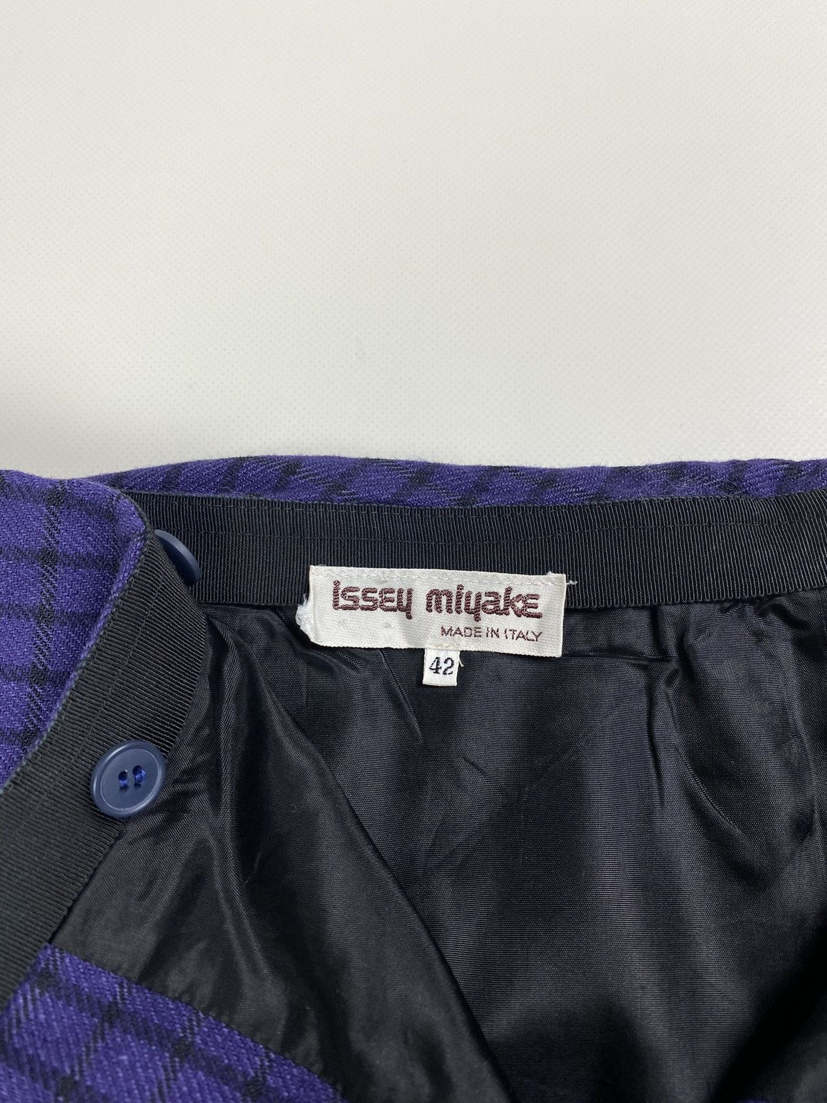 Issey Miyake × Japanese Brand × Vintage Issey Miyake vintage checked wrap skirt size 42 Size 28" / US 6 / IT 42 - 9 Thumbnail